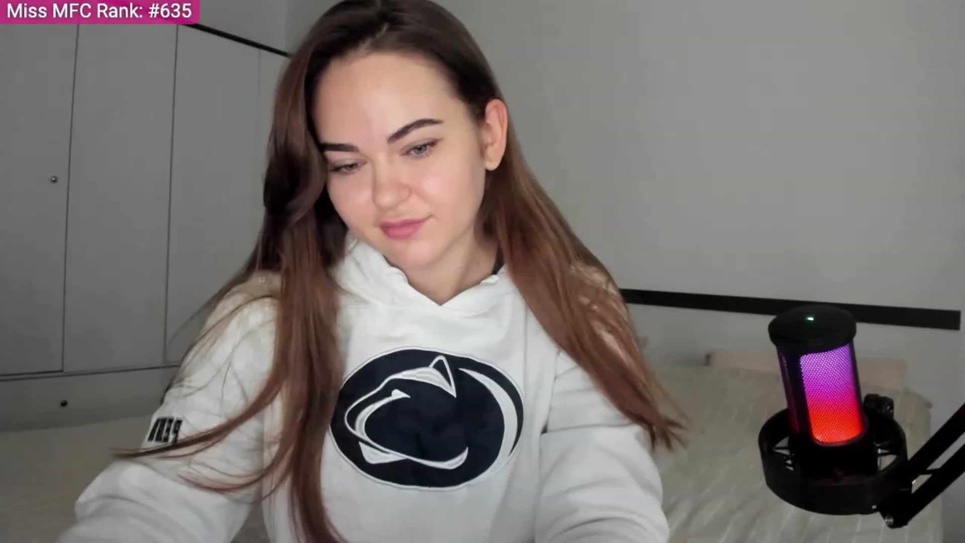 Gallery image thumbnail from BeeTheQueen's myfreecams stream on, 10/25/2023, 12:20 image 2 of 20