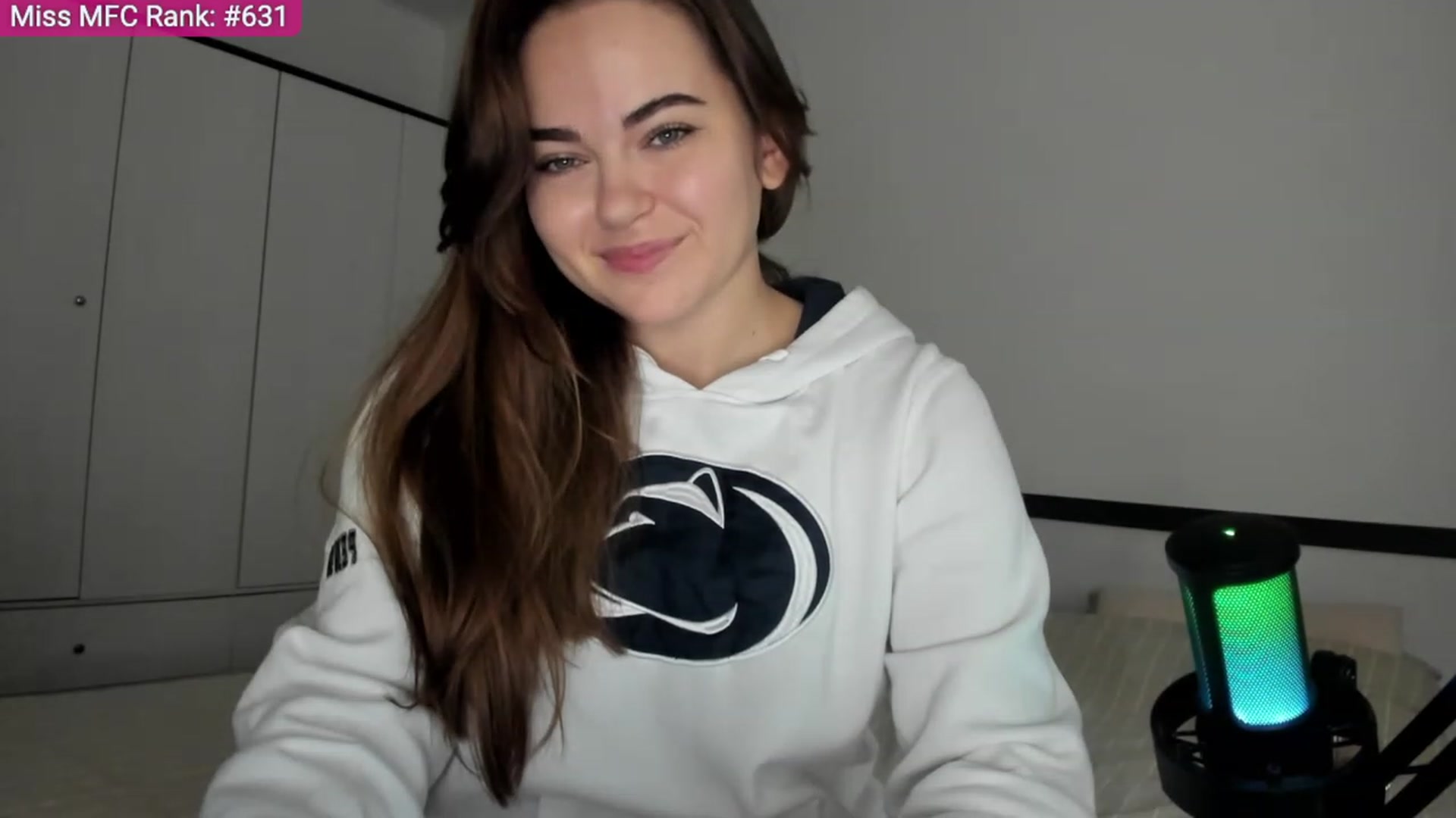 Gallery image thumbnail from BeeTheQueen's myfreecams stream on, 10/25/2023, 12:20 image 5 of 20
