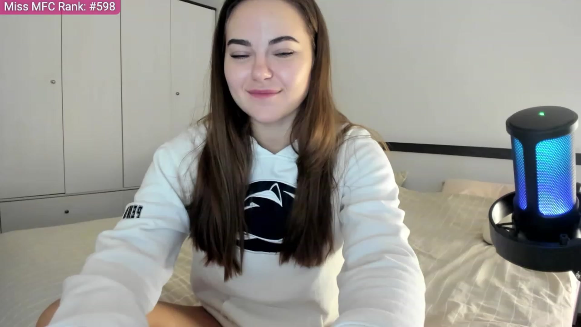 Gallery image thumbnail from BeeTheQueen's myfreecams stream on, 10/25/2023, 12:20 image 17 of 20