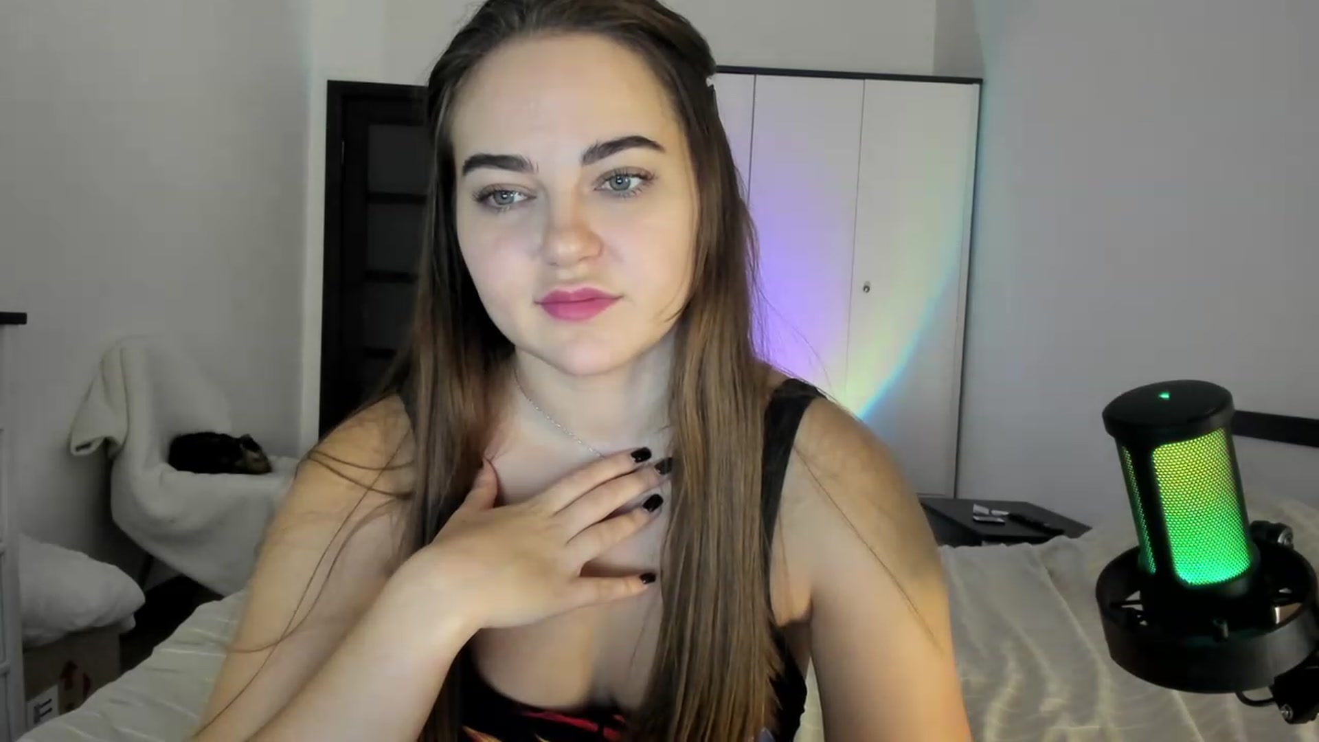 Gallery image thumbnail from BeeTheQueen's myfreecams stream on, 11/08/2023, 15:20 image 18 of 20