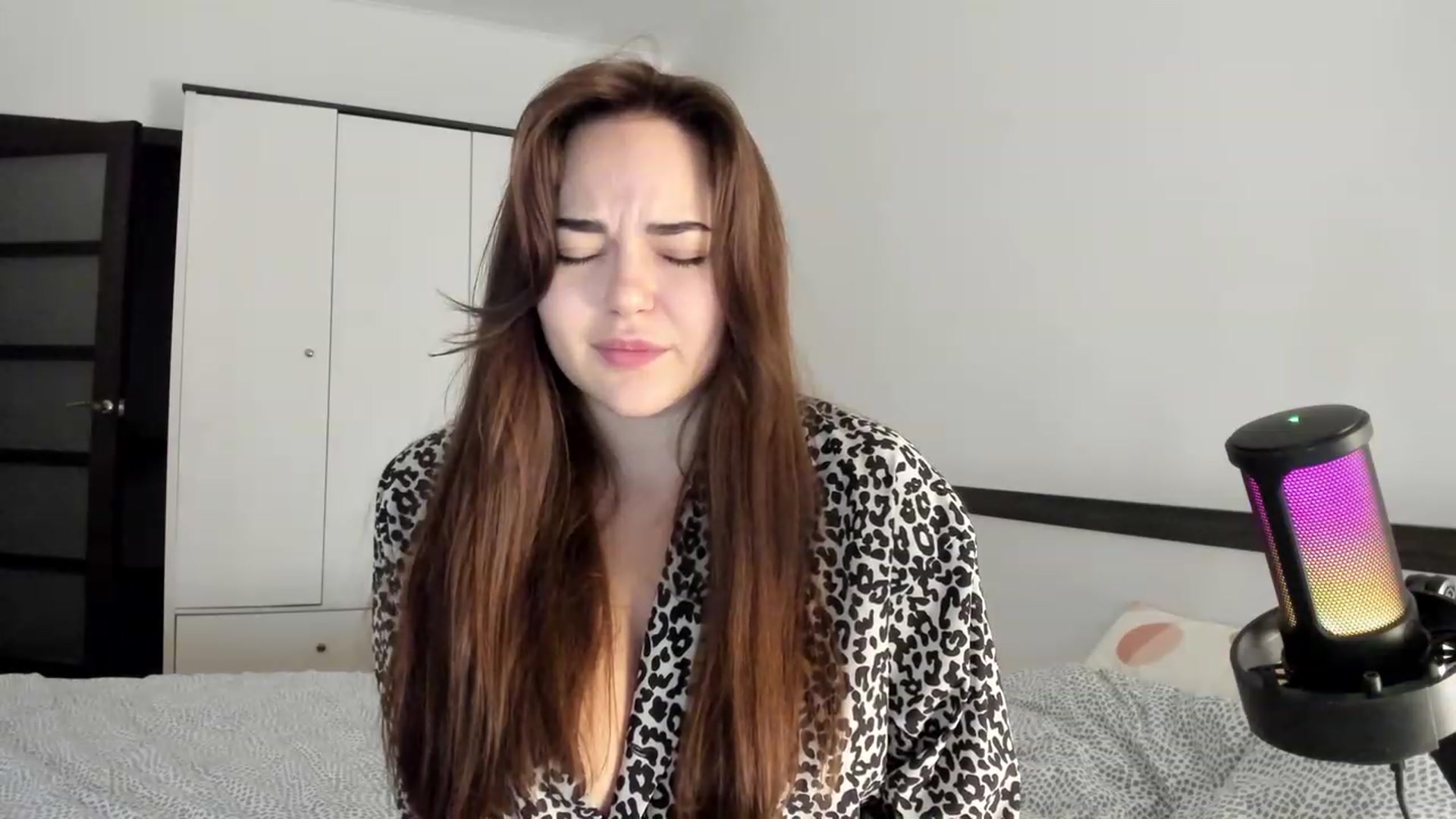 Gallery image thumbnail from BeeTheQueen's myfreecams stream on, 11/30/2023, 16:33 image 16 of 20