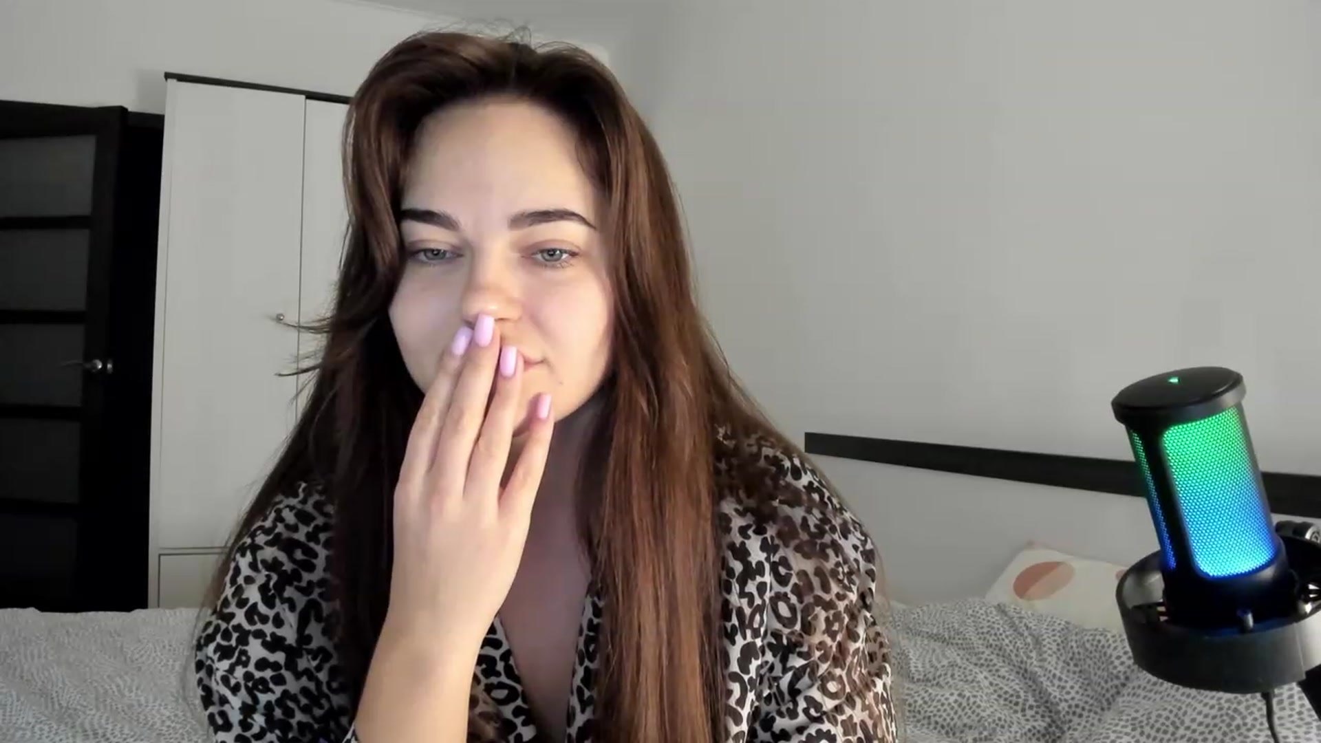 Gallery image thumbnail from BeeTheQueen's myfreecams stream on, 11/30/2023, 16:33 image 14 of 20