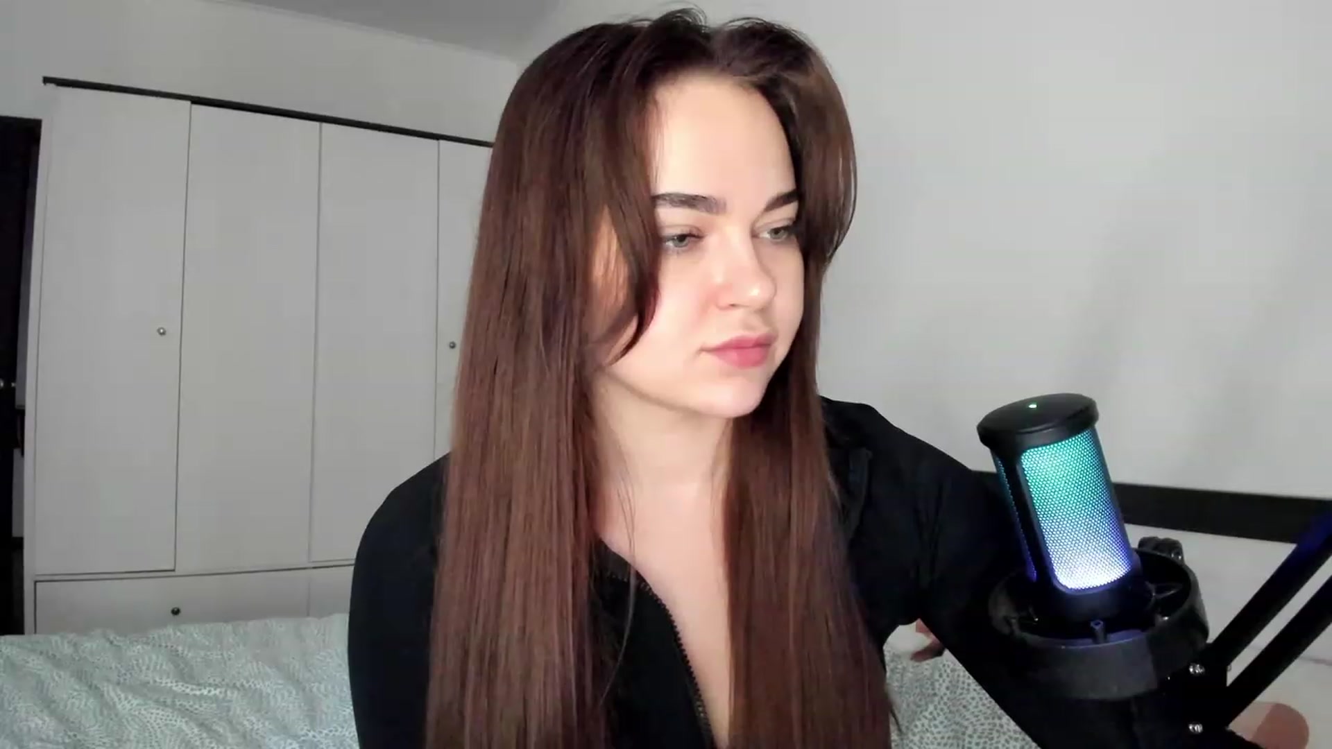 Gallery image thumbnail from BeeTheQueen's myfreecams stream on, 12/01/2023, 12:28 image 12 of 20