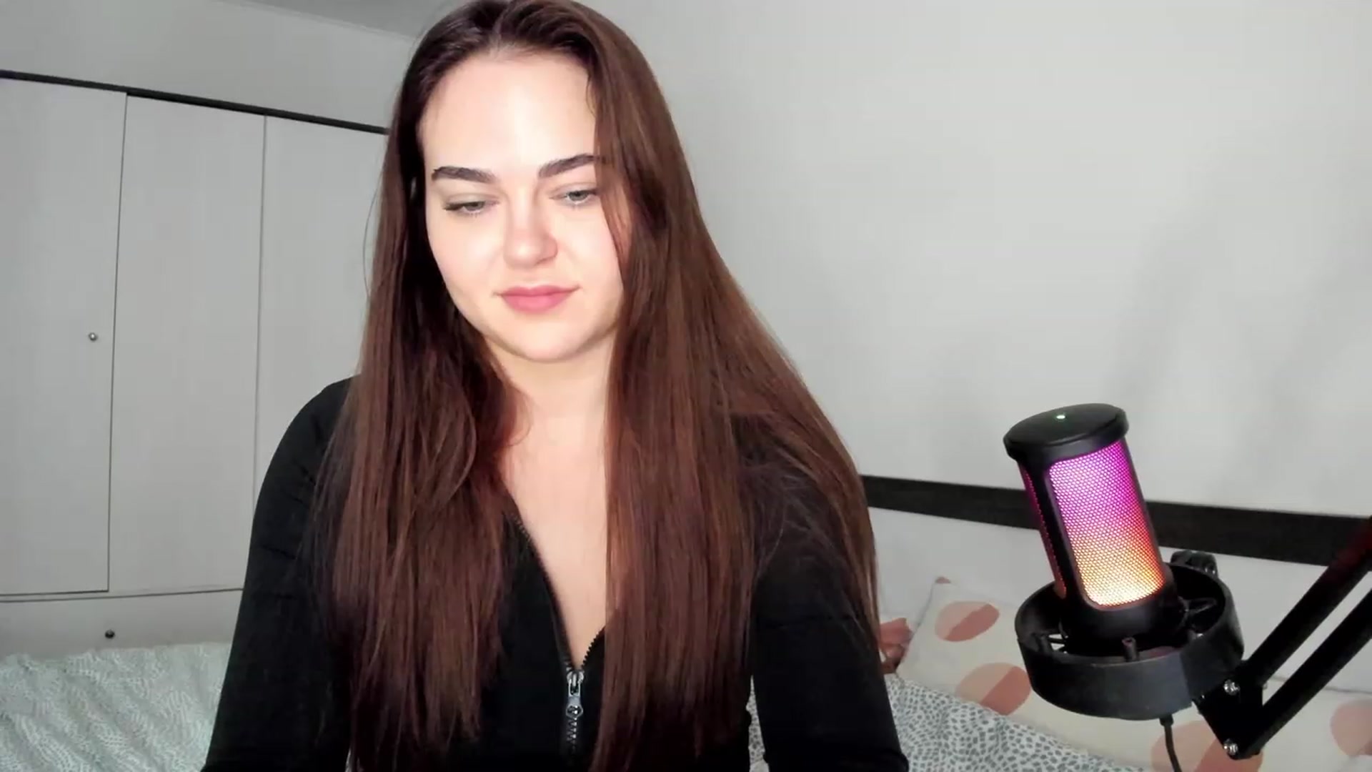 Gallery image thumbnail from BeeTheQueen's myfreecams stream on, 12/01/2023, 12:28 image 18 of 20