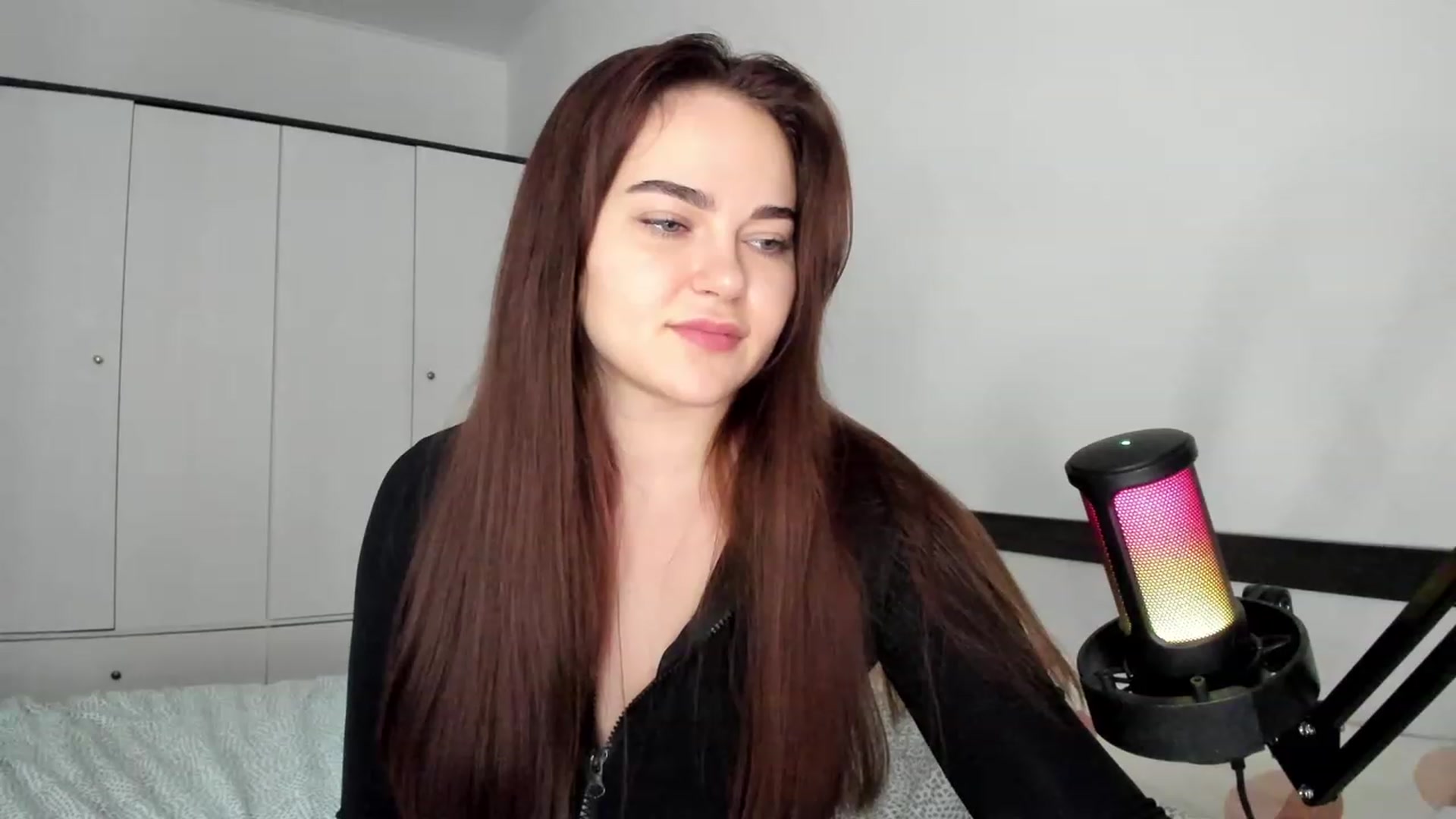 Gallery image thumbnail from BeeTheQueen's myfreecams stream on, 12/01/2023, 12:28 image 19 of 20