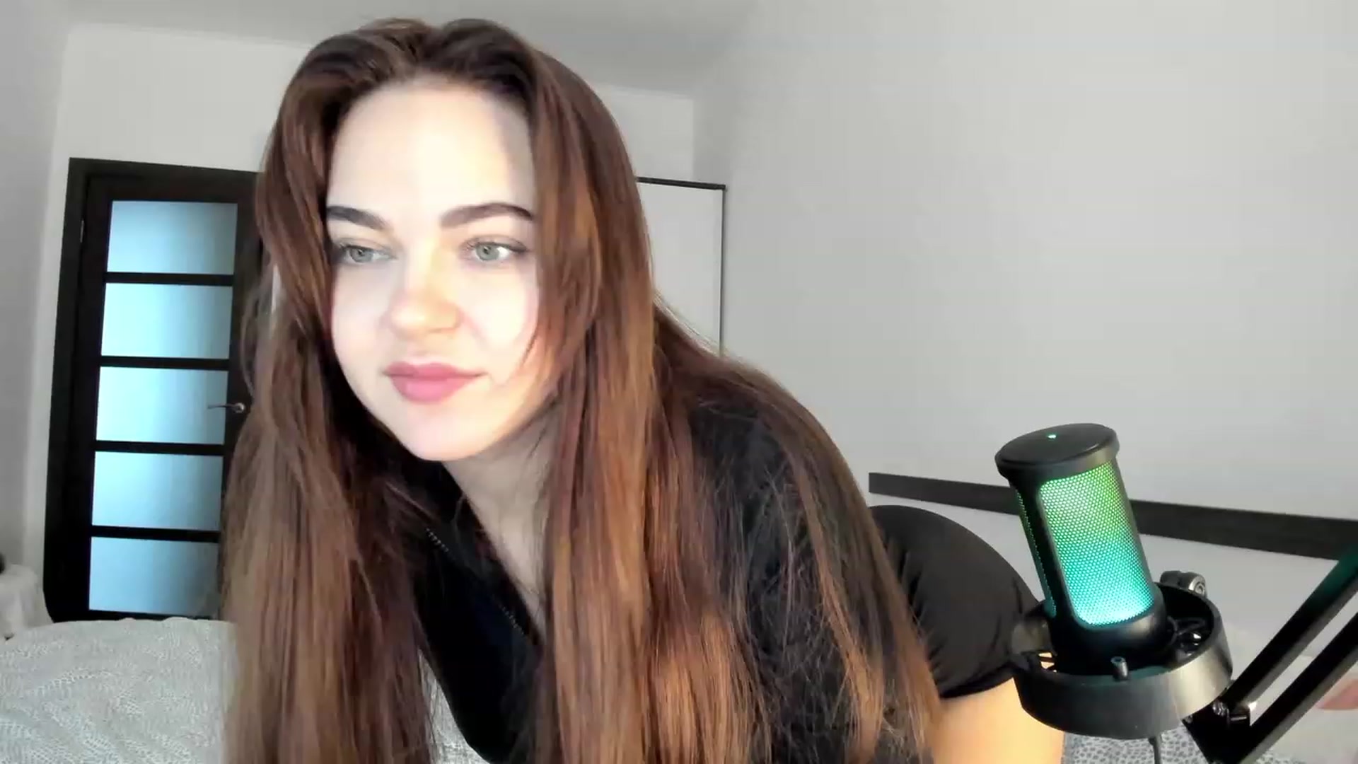 Gallery image thumbnail from BeeTheQueen's myfreecams stream on, 12/01/2023, 12:51 image 15 of 20