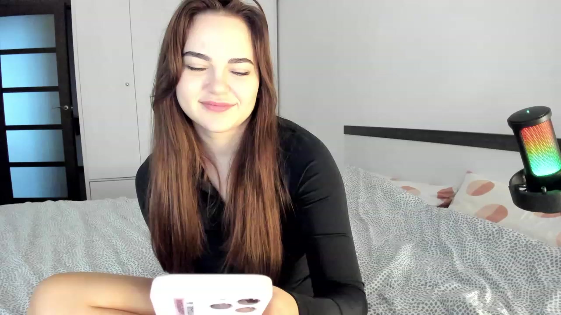 Gallery image thumbnail from BeeTheQueen's myfreecams stream on, 12/01/2023, 13:47 image 6 of 20