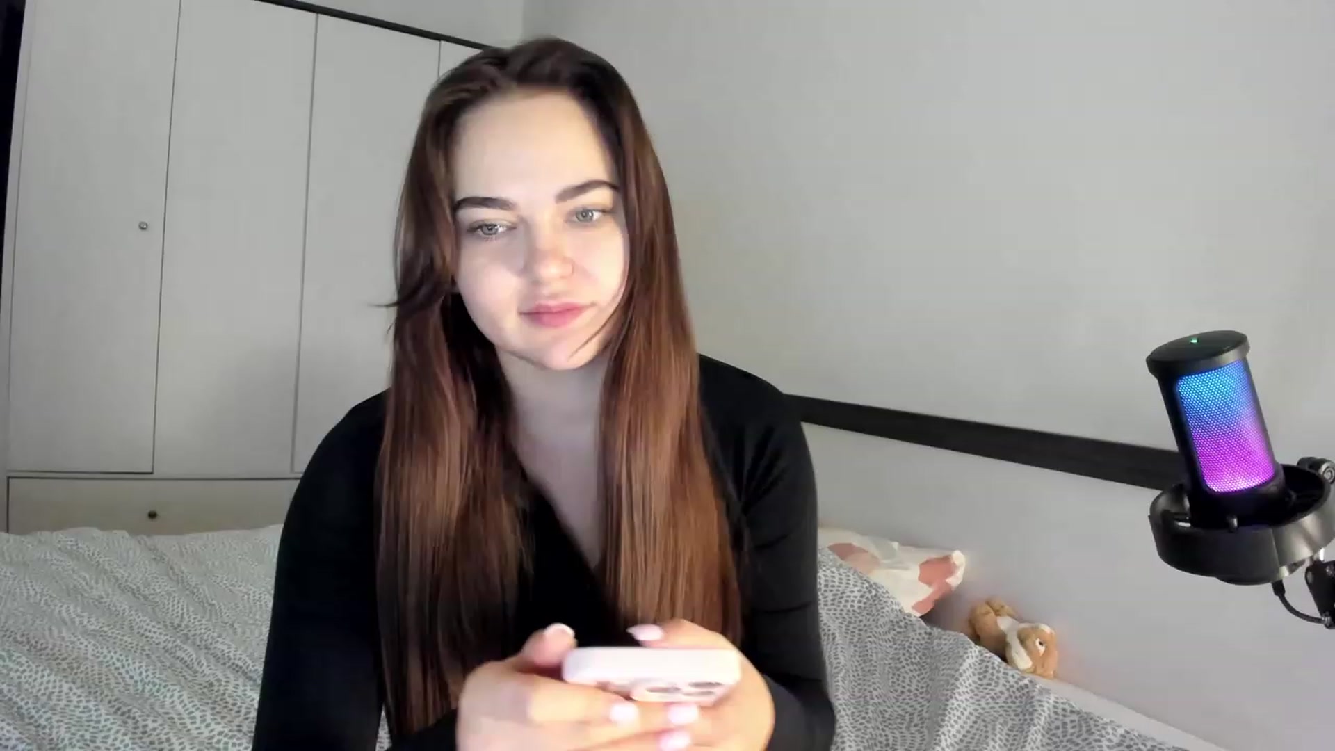 Gallery image thumbnail from BeeTheQueen's myfreecams stream on, 12/01/2023, 14:28 image 7 of 20
