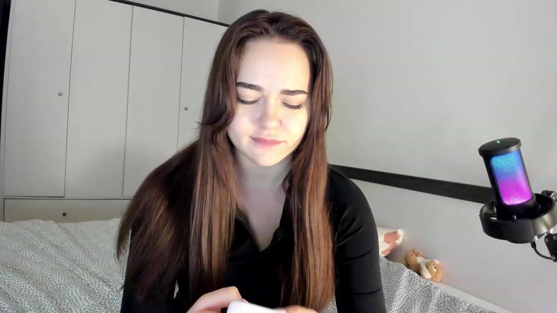 Gallery image thumbnail from BeeTheQueen's myfreecams stream on, 12/01/2023, 14:28 image 11 of 20