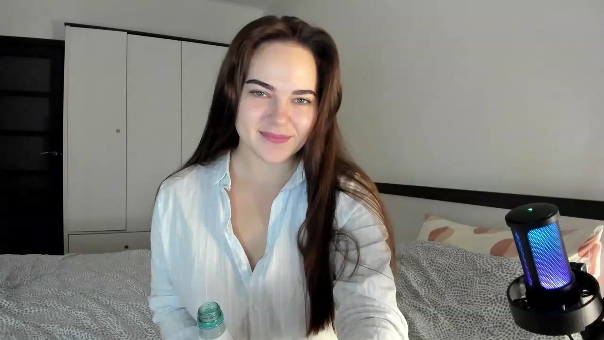 Gallery image thumbnail from BeeTheQueen's myfreecams stream on, 12/02/2023, 14:32 image 4 of 20