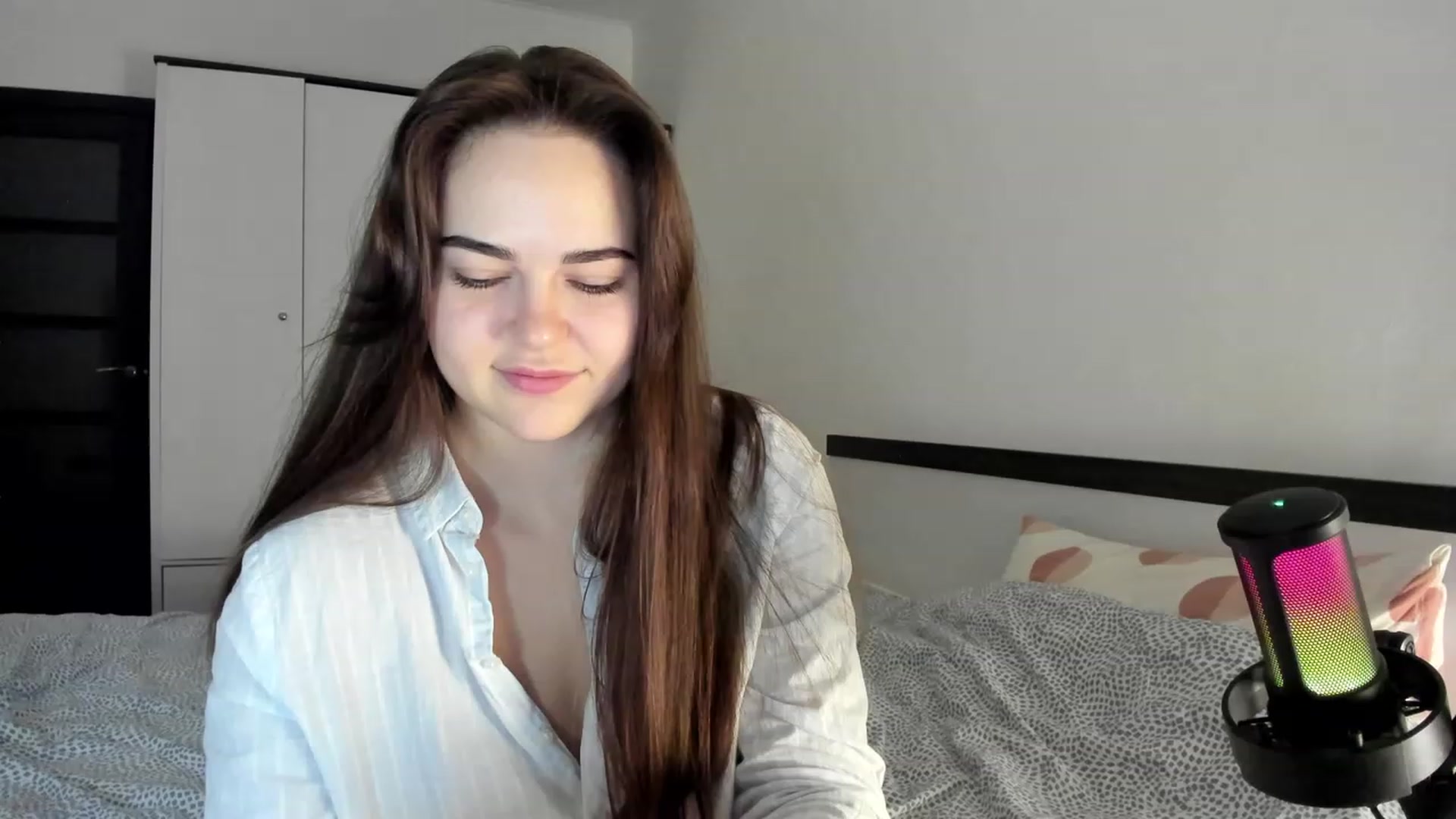 Gallery image thumbnail from BeeTheQueen's myfreecams stream on, 12/02/2023, 14:32 image 11 of 20