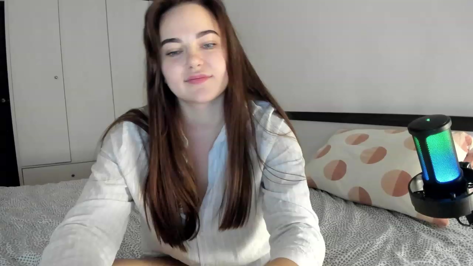Gallery image thumbnail from BeeTheQueen's myfreecams stream on, 12/02/2023, 16:14 image 1 of 20