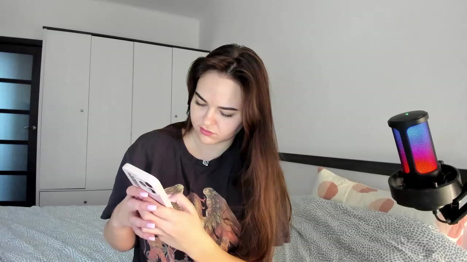 Gallery image thumbnail from BeeTheQueen's myfreecams stream on, 12/03/2023, 11:42 image 17 of 20