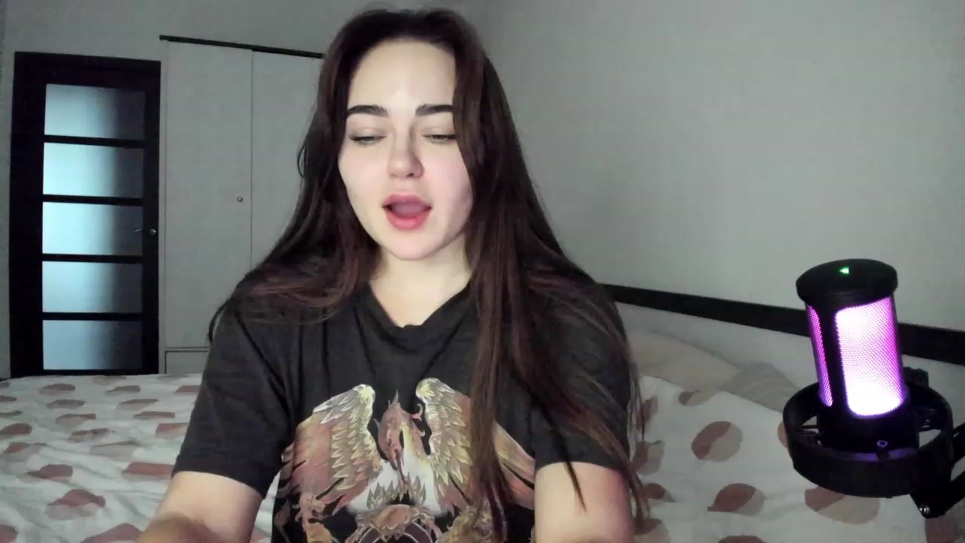 Gallery image thumbnail from BeeTheQueen's myfreecams stream on, 12/26/2023, 13:19 image 6 of 20