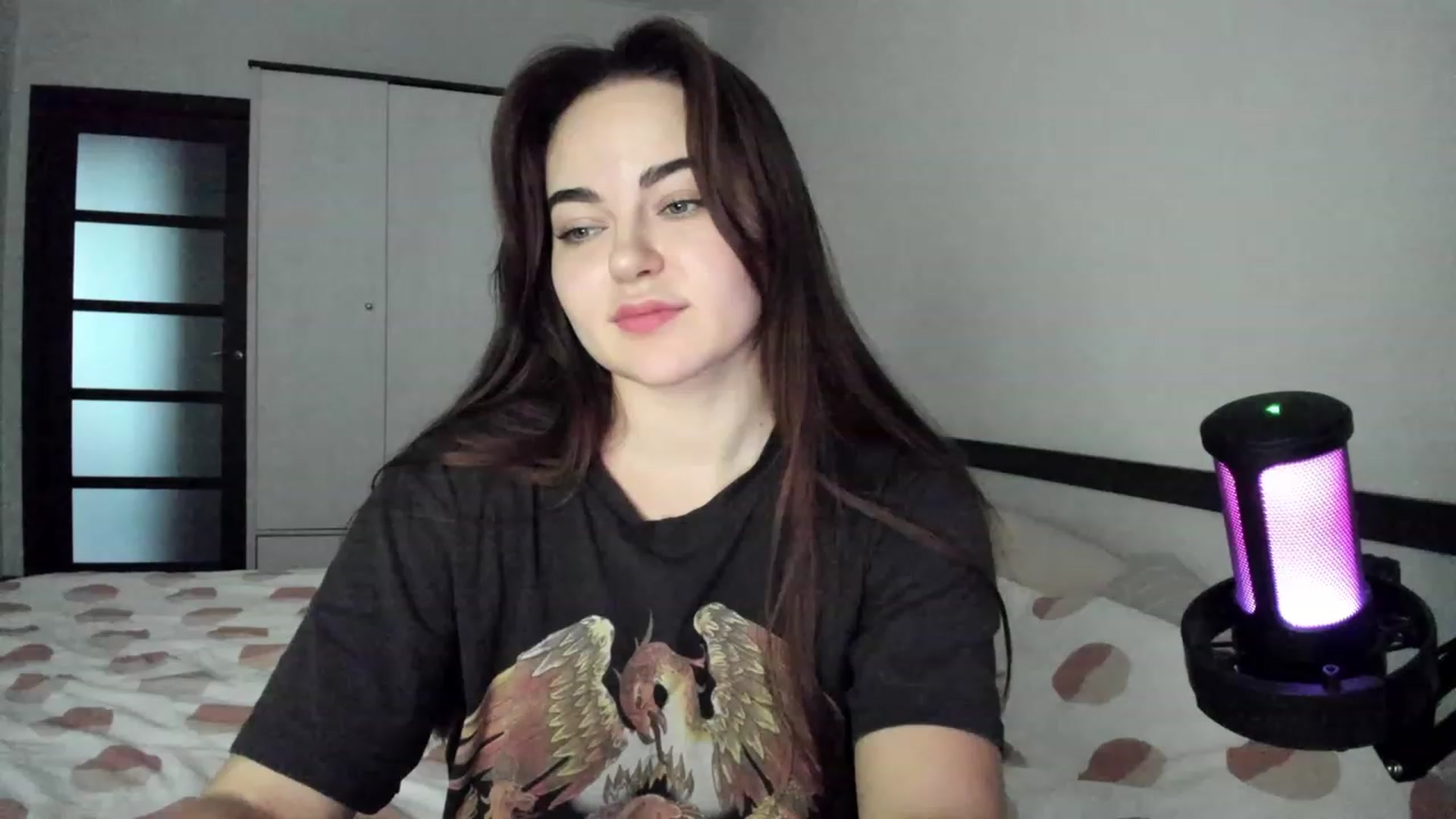 Gallery image thumbnail from BeeTheQueen's myfreecams stream on, 12/26/2023, 13:19 image 2 of 20