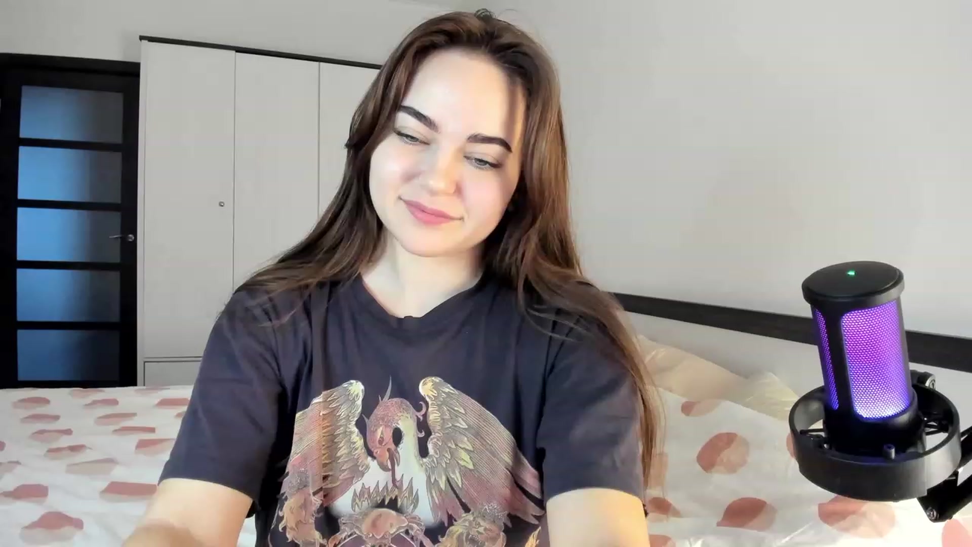 Gallery image thumbnail from BeeTheQueen's myfreecams stream on, 12/26/2023, 13:19 image 7 of 20