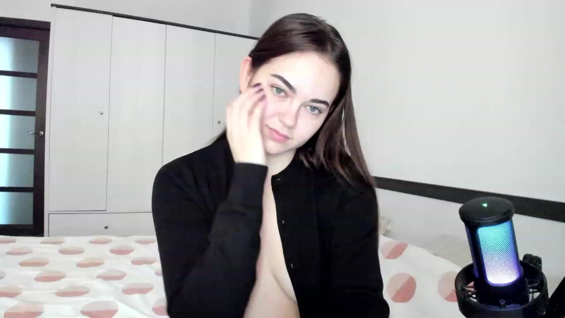 Gallery image thumbnail from BeeTheQueen's myfreecams stream on, 12/30/2023, 13:46 image 6 of 20