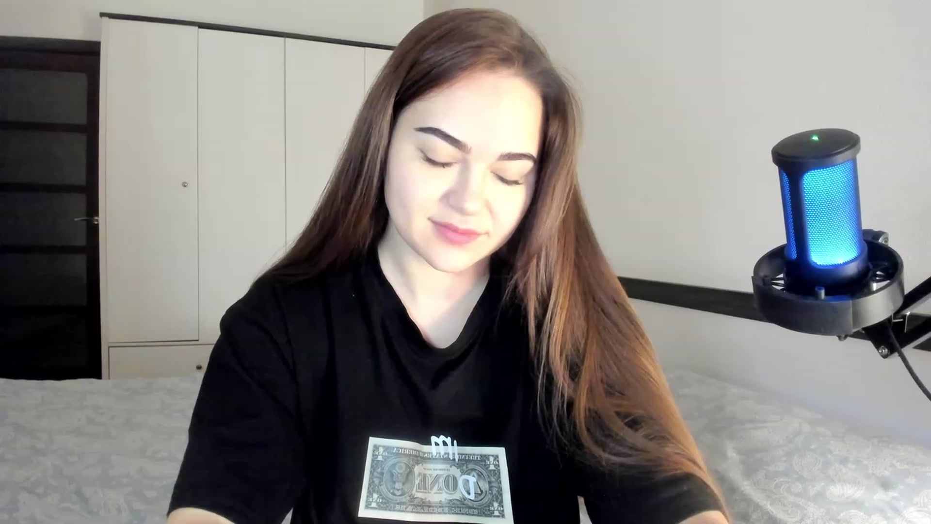 Gallery image thumbnail from BeeTheQueen's myfreecams stream on, 02/04/2024, 16:00 image 15 of 20