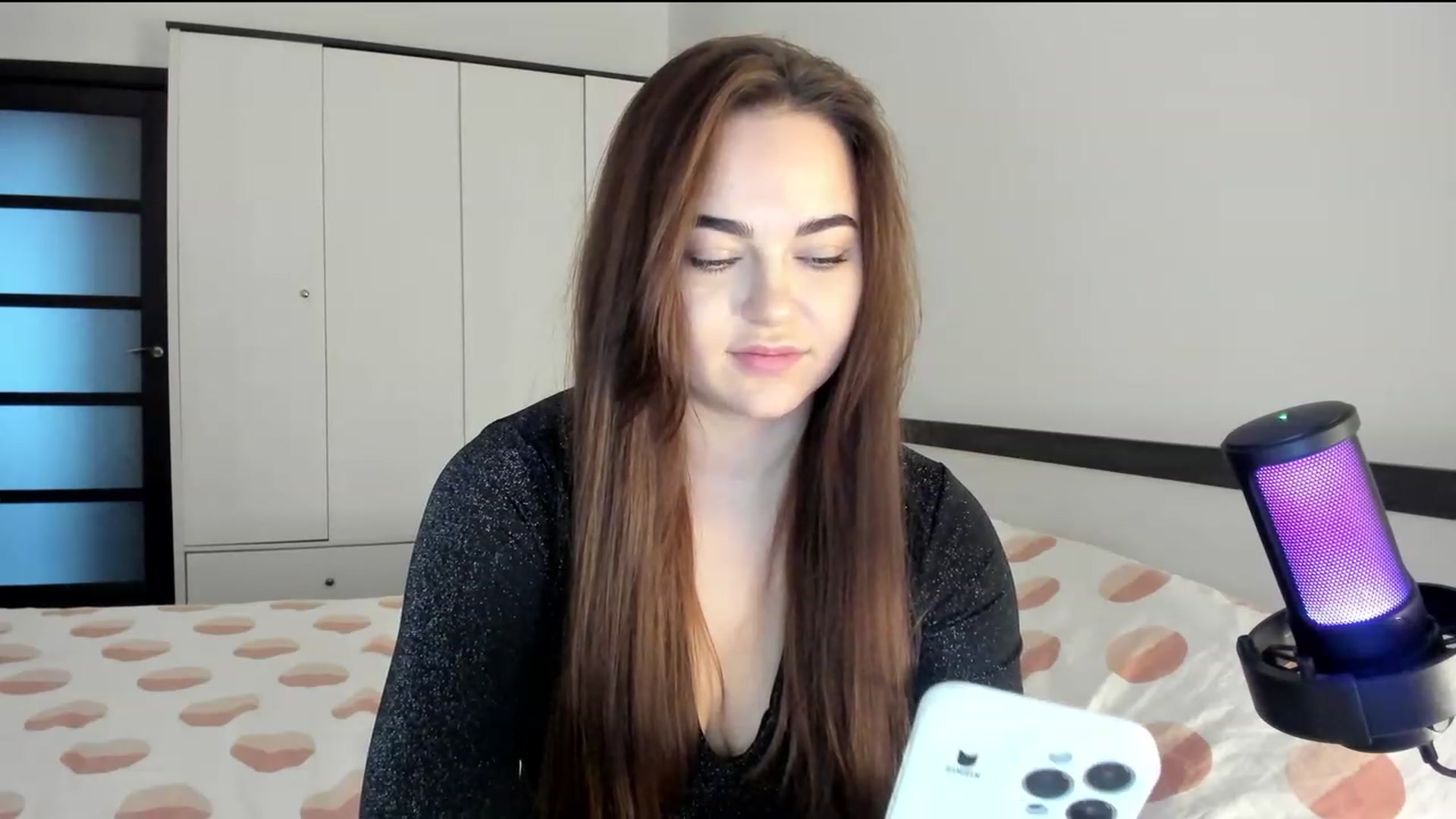 Gallery image thumbnail from BeeTheQueen's myfreecams stream on, 02/12/2024, 14:48 image 16 of 20