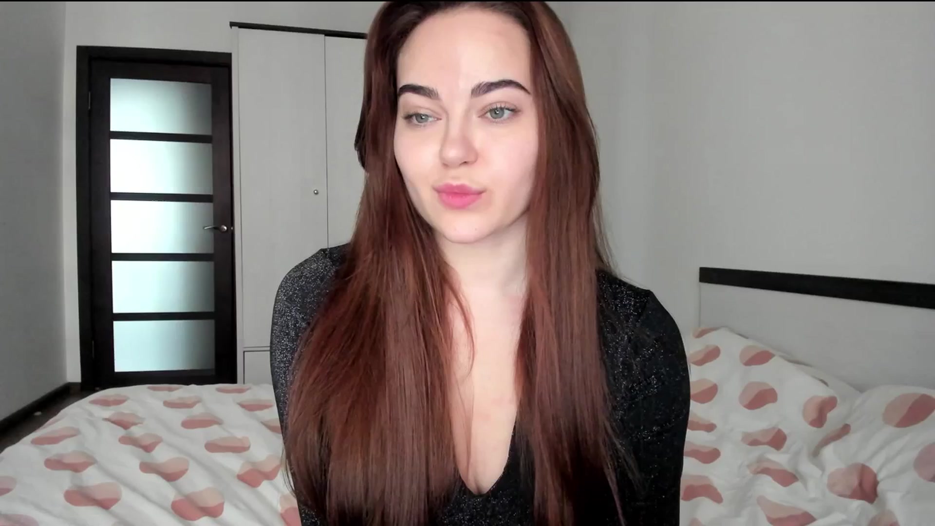 Gallery image thumbnail from BeeTheQueen's myfreecams stream on, 02/19/2024, 14:42 image 14 of 20