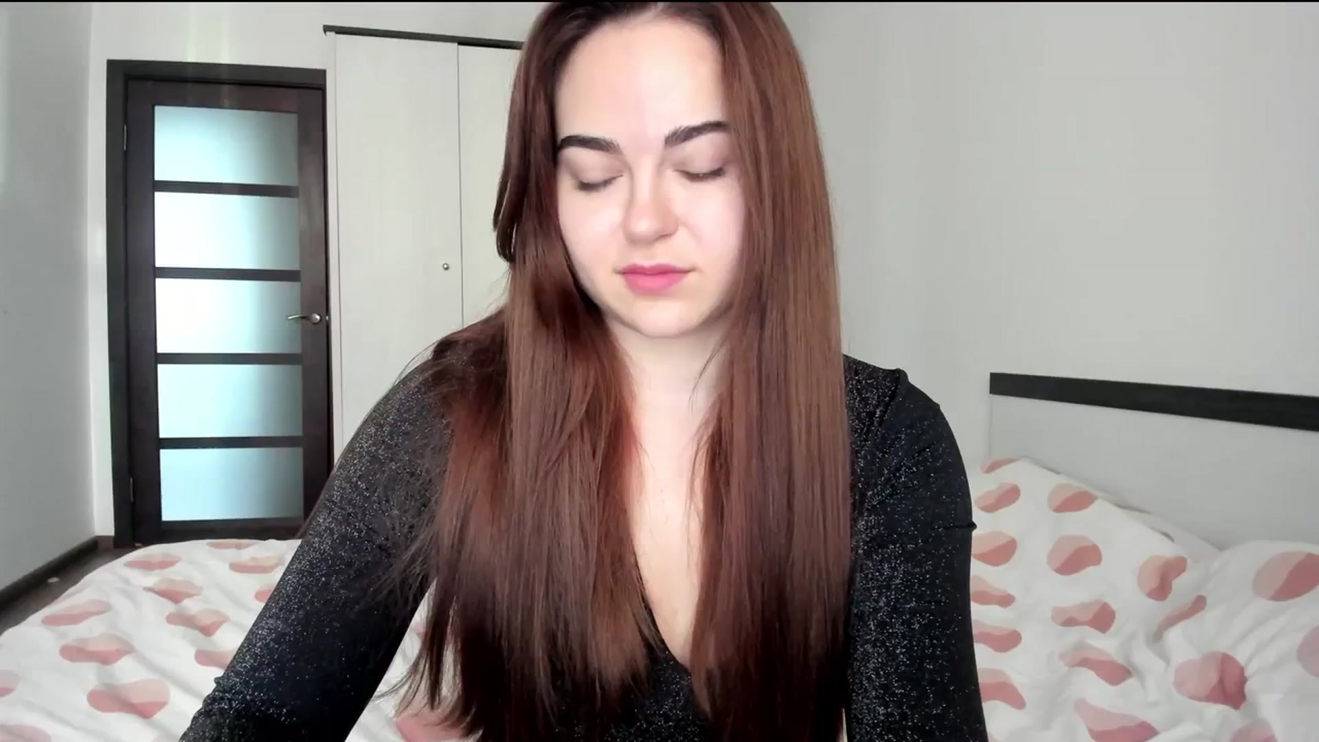 Gallery image thumbnail from BeeTheQueen's myfreecams stream on, 02/19/2024, 14:42 image 6 of 20