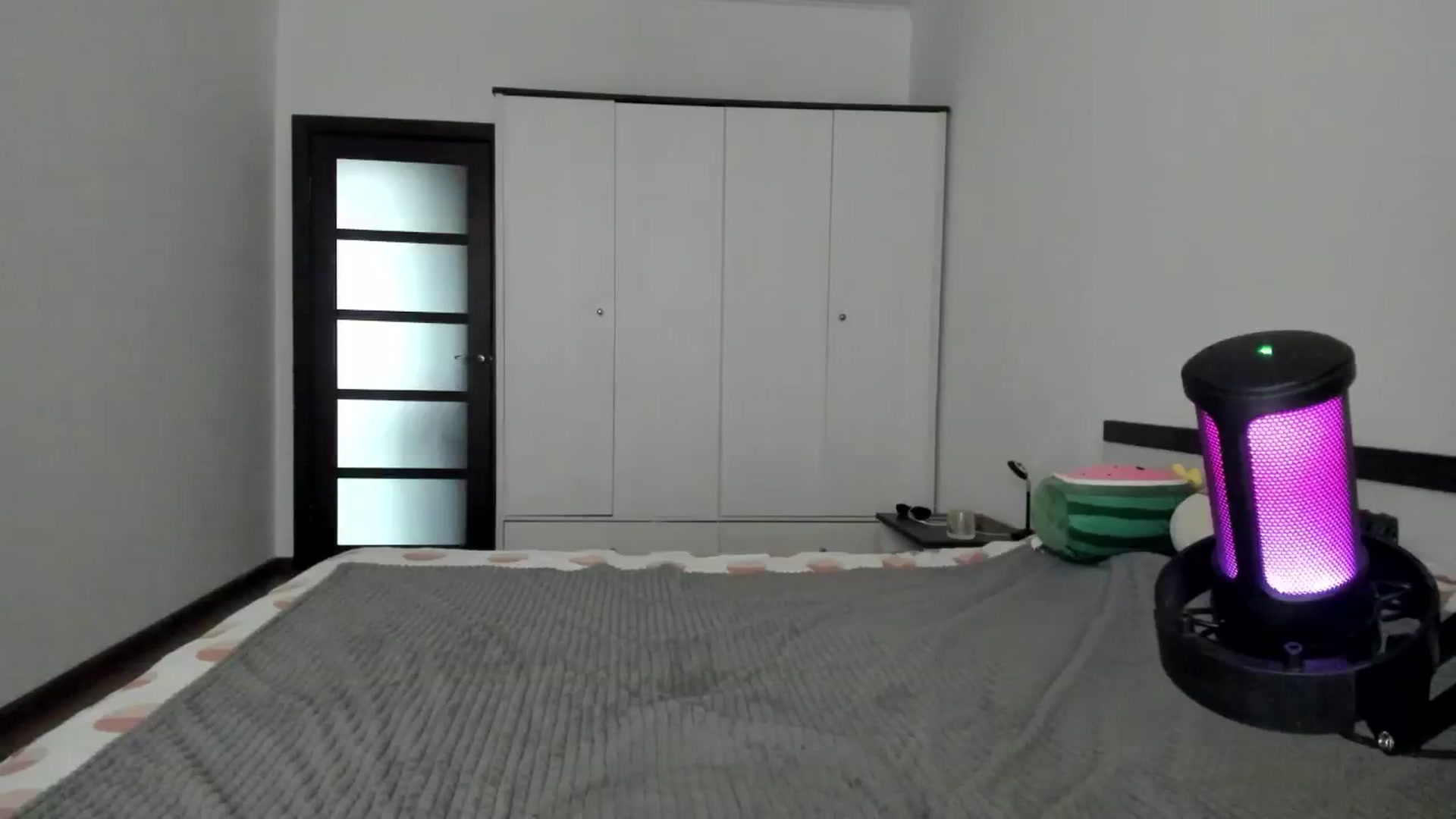 Gallery image thumbnail from BeeTheQueen's myfreecams stream on, 04/19/2024, 15:31 image 19 of 20
