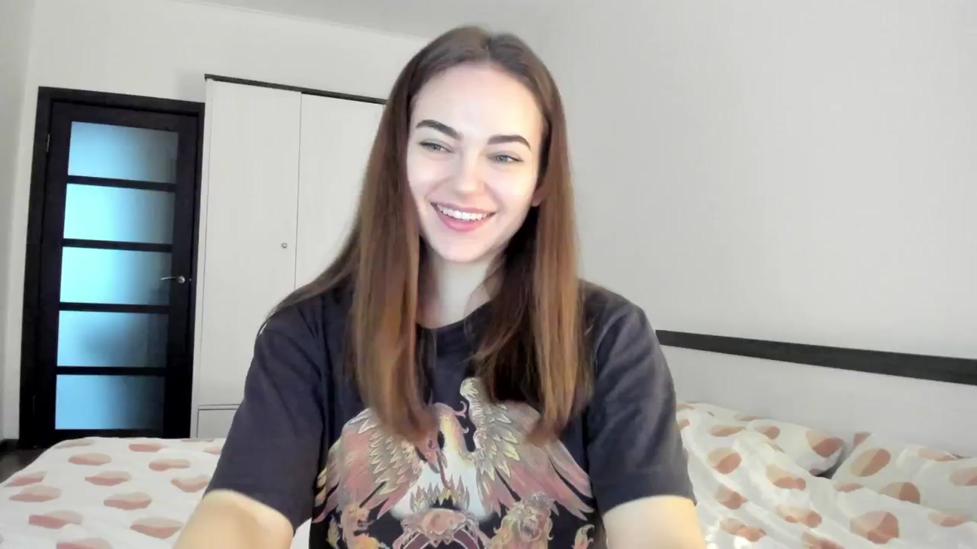 Gallery image thumbnail from BeeTheQueen's myfreecams stream on, 04/21/2024, 14:25 image 10 of 20