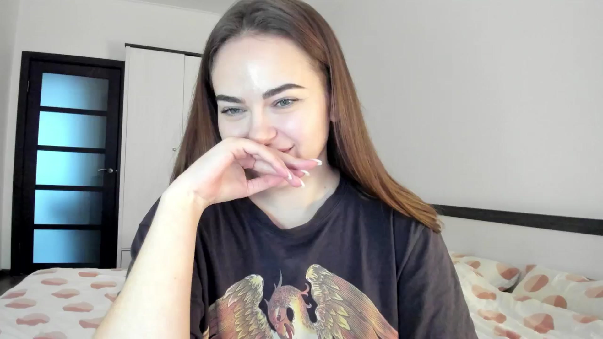 Gallery image thumbnail from BeeTheQueen's myfreecams stream on, 04/21/2024, 14:25 image 12 of 20