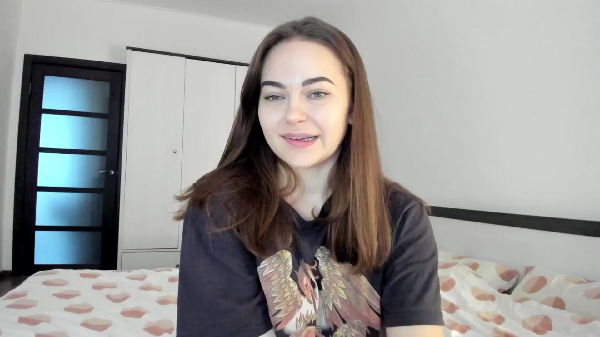 Gallery image thumbnail from BeeTheQueen's myfreecams stream on, 04/21/2024, 14:25 image 5 of 20