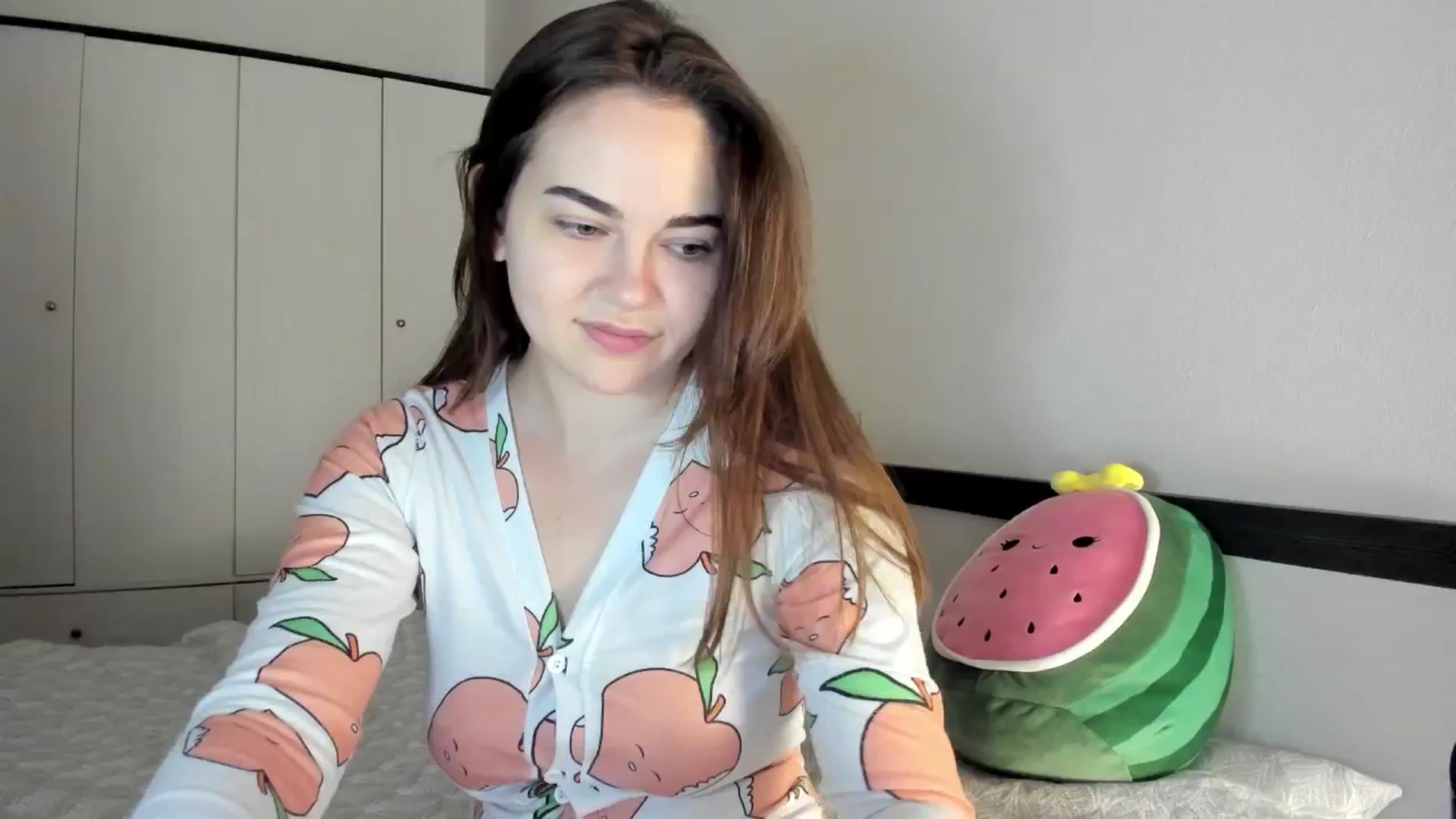 Gallery image thumbnail from BeeTheQueen's myfreecams stream on, 04/23/2024, 18:11 image 2 of 20