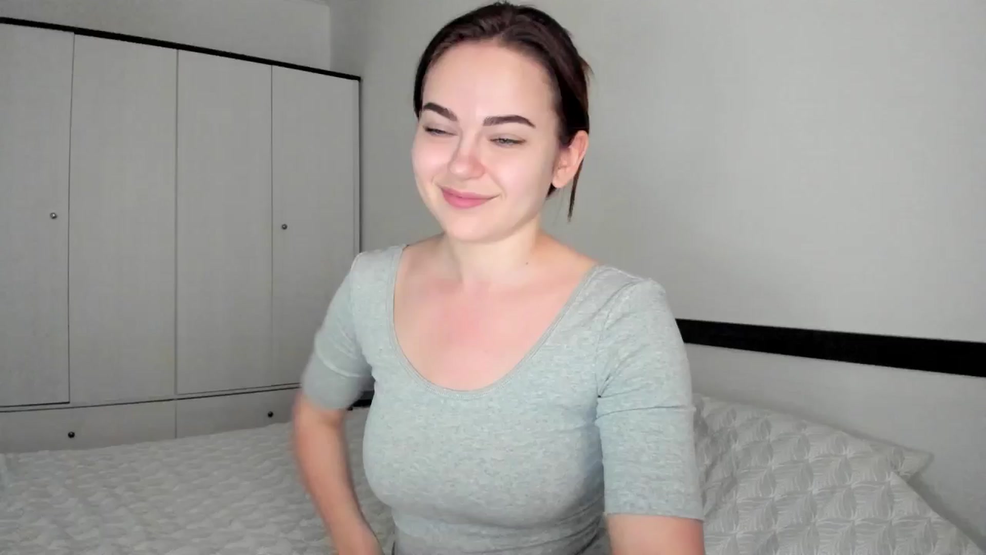 Gallery image thumbnail from BeeTheQueen's myfreecams stream on, 05/02/2024, 16:23 image 4 of 20