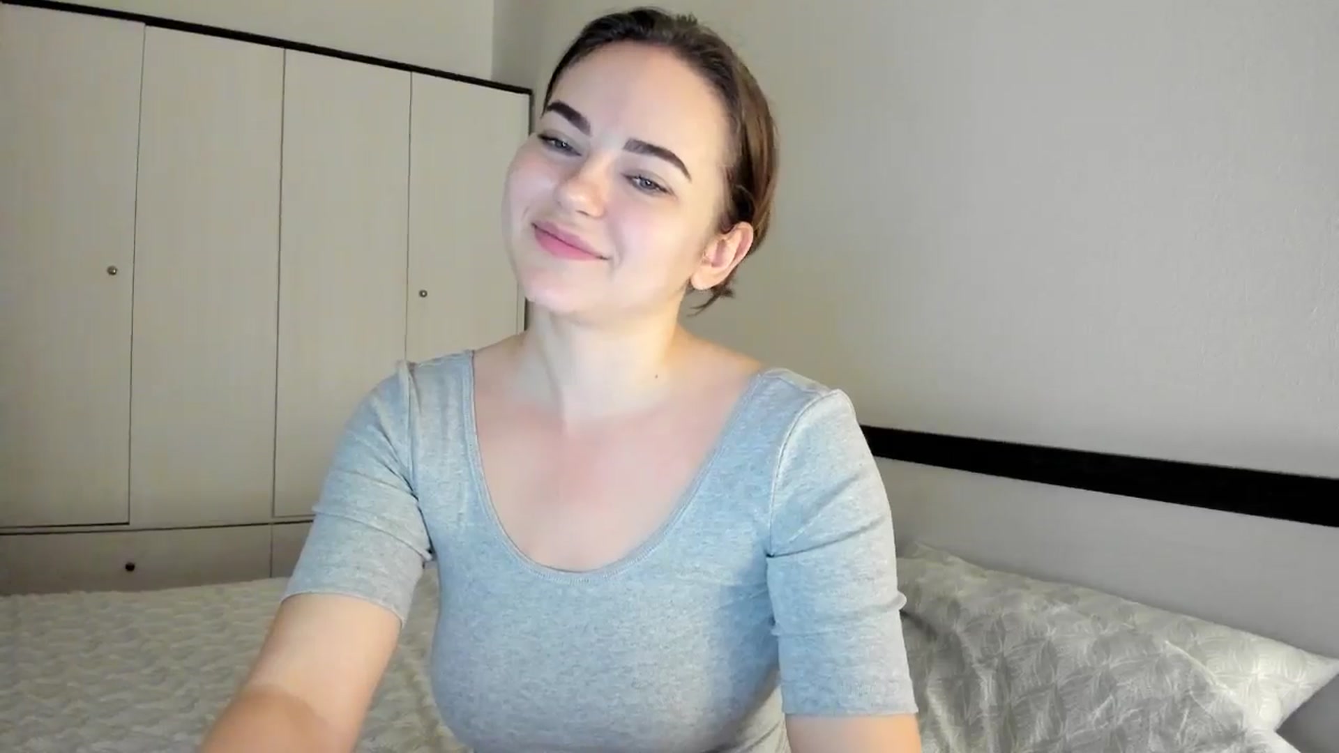 Gallery image thumbnail from BeeTheQueen's myfreecams stream on, 05/02/2024, 19:00 image 19 of 20