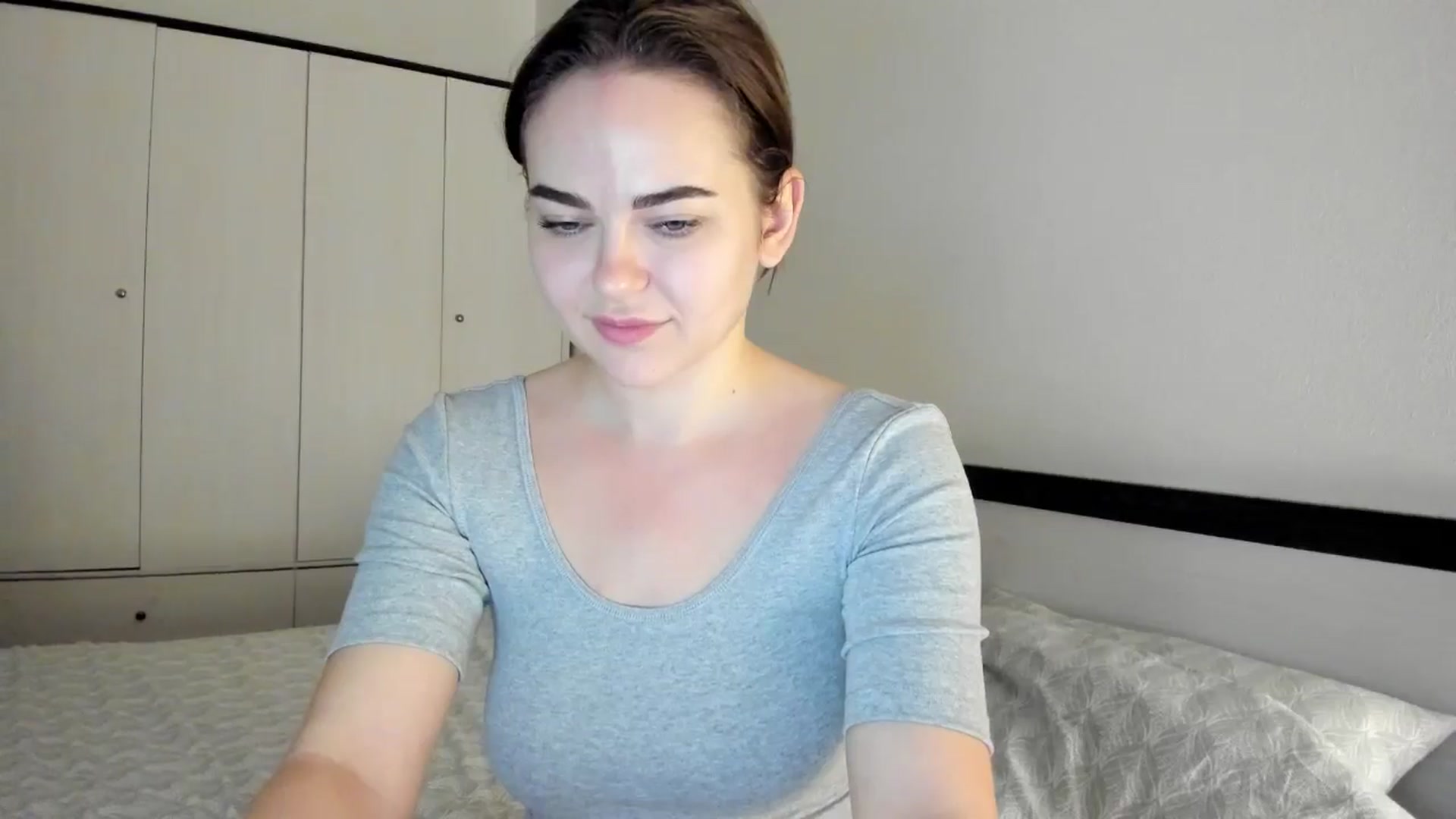 Gallery image thumbnail from BeeTheQueen's myfreecams stream on, 05/02/2024, 19:00 image 18 of 20