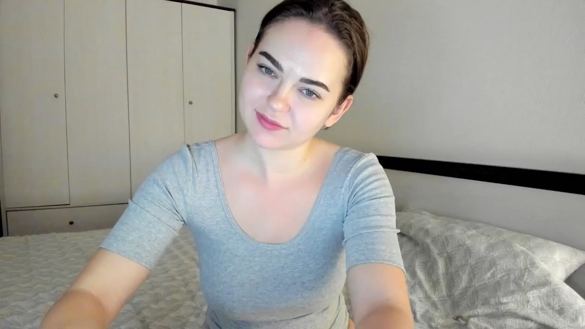 Gallery image thumbnail from BeeTheQueen's myfreecams stream on, 05/02/2024, 19:00 image 11 of 20