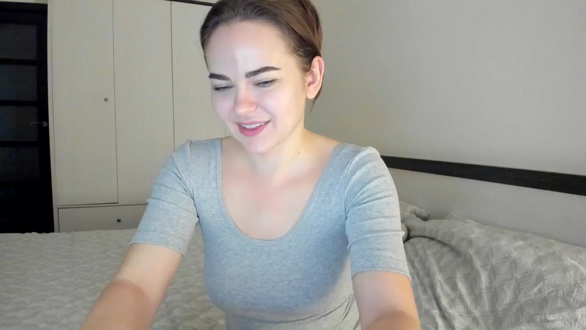 Gallery image thumbnail from BeeTheQueen's myfreecams stream on, 05/02/2024, 19:00 image 8 of 20