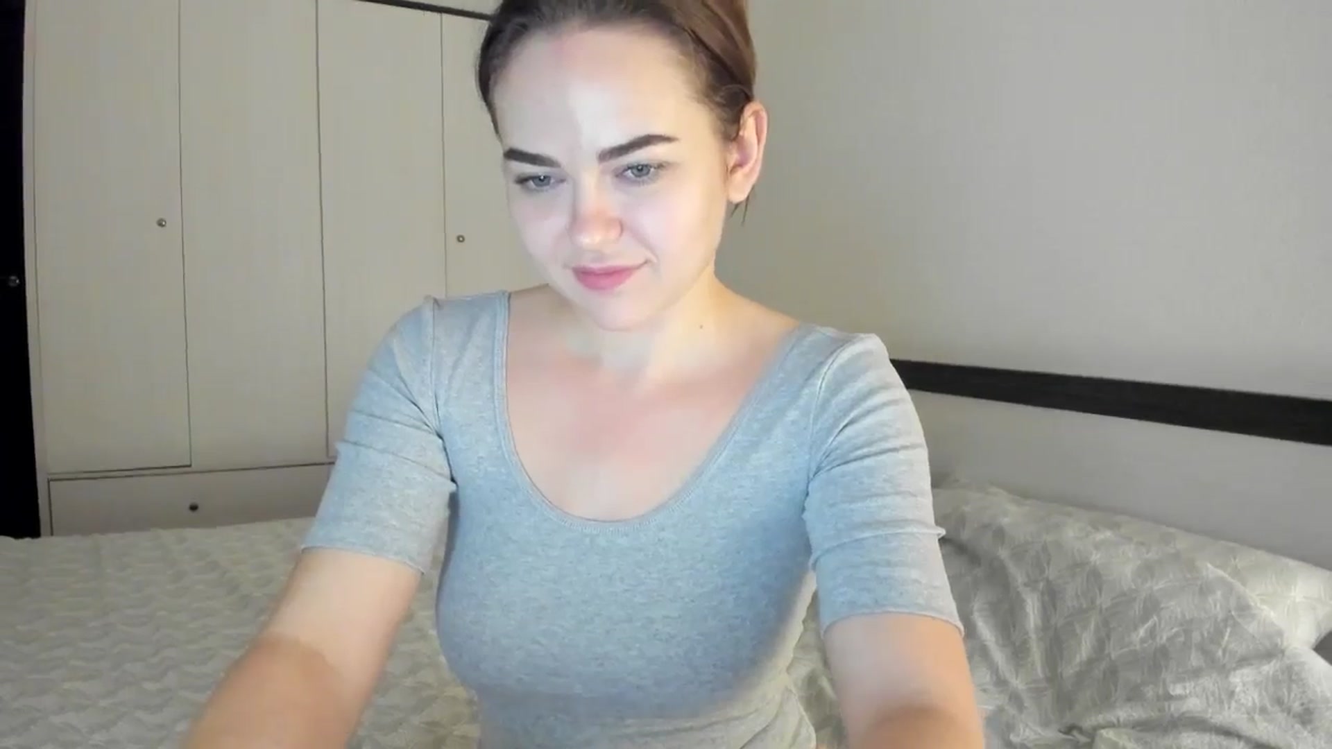 Gallery image thumbnail from BeeTheQueen's myfreecams stream on, 05/02/2024, 19:00 image 16 of 20