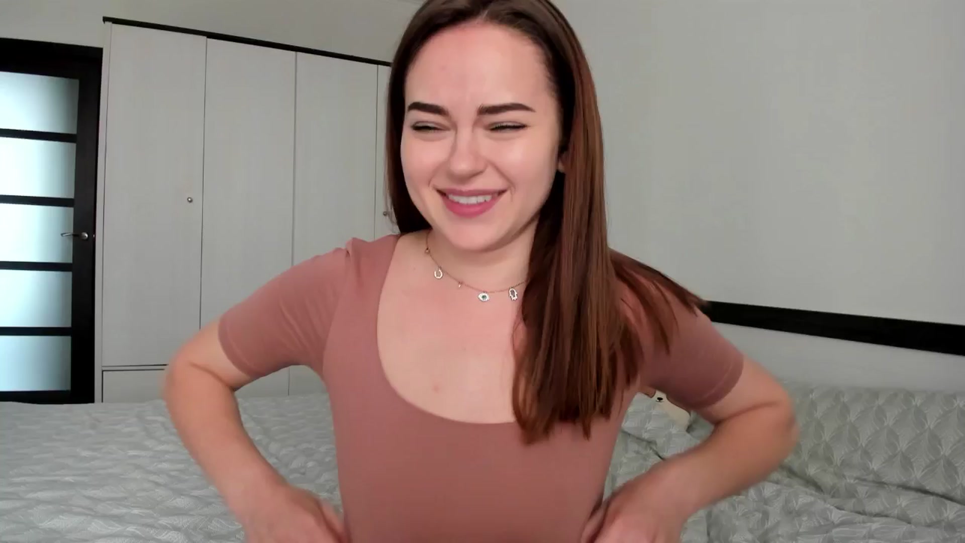 Gallery image thumbnail from BeeTheQueen's myfreecams stream on, 05/03/2024, 13:46 image 12 of 20