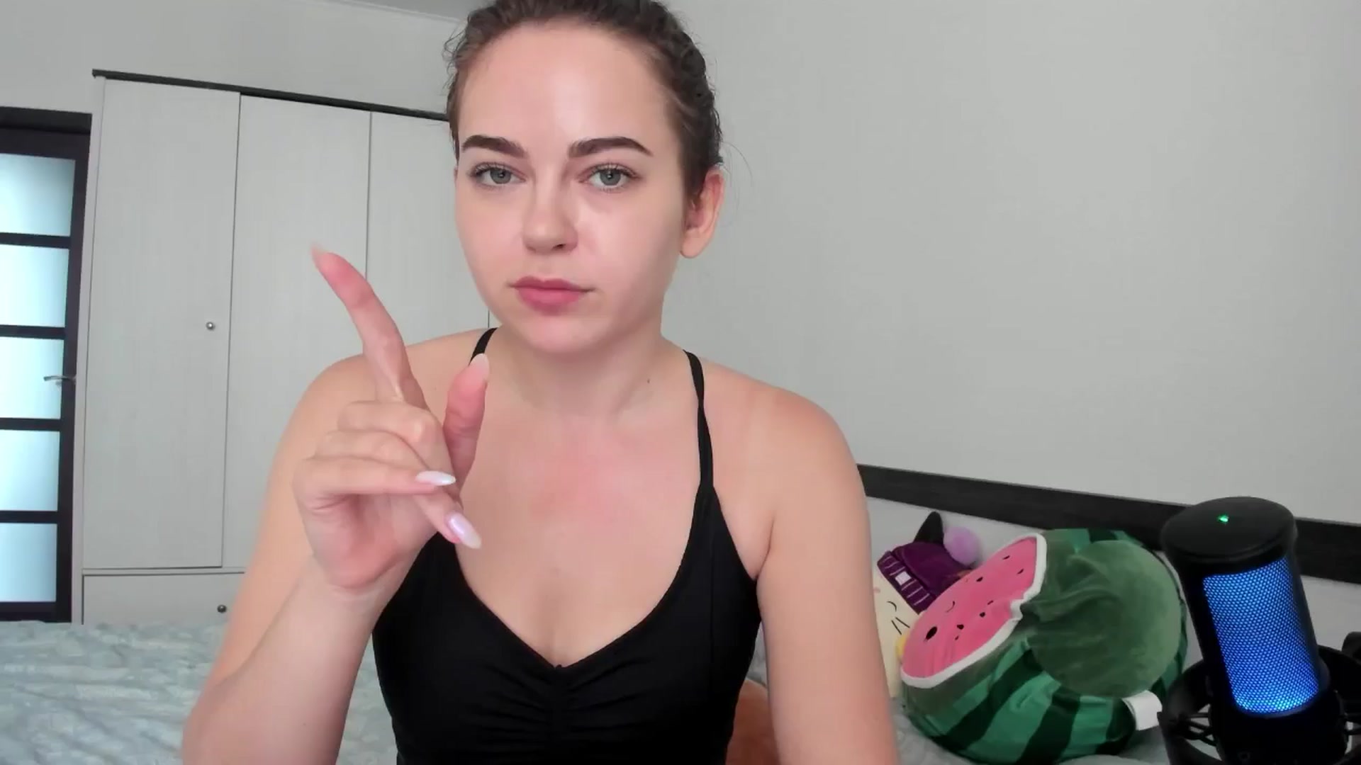 Gallery image thumbnail from BeeTheQueen's myfreecams stream on, 05/31/2024, 14:17 image 1 of 20