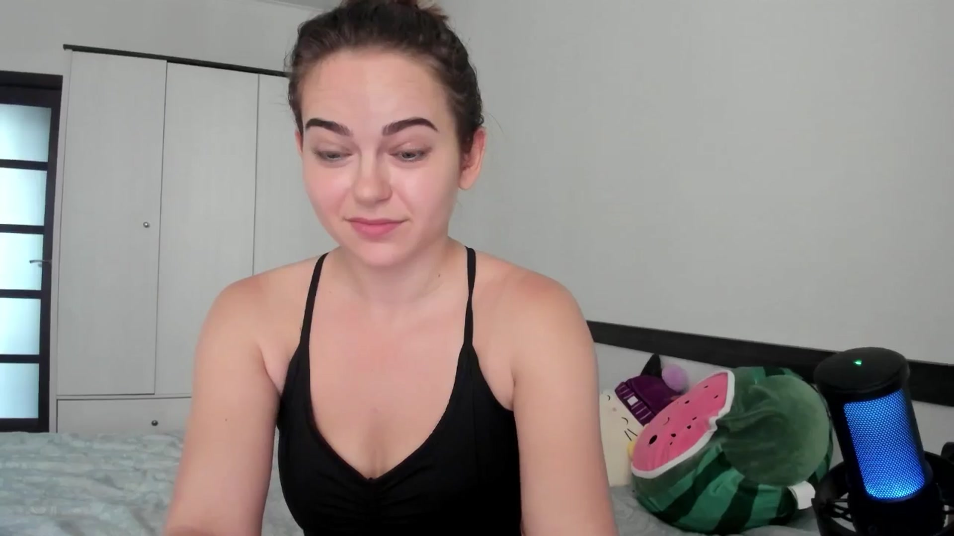 Gallery image thumbnail from BeeTheQueen's myfreecams stream on, 05/31/2024, 14:17 image 13 of 20