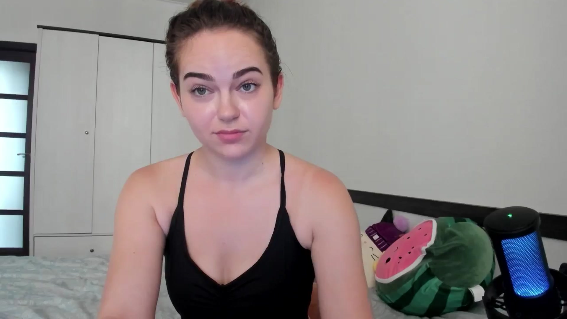 Gallery image thumbnail from BeeTheQueen's myfreecams stream on, 05/31/2024, 14:17 image 14 of 20