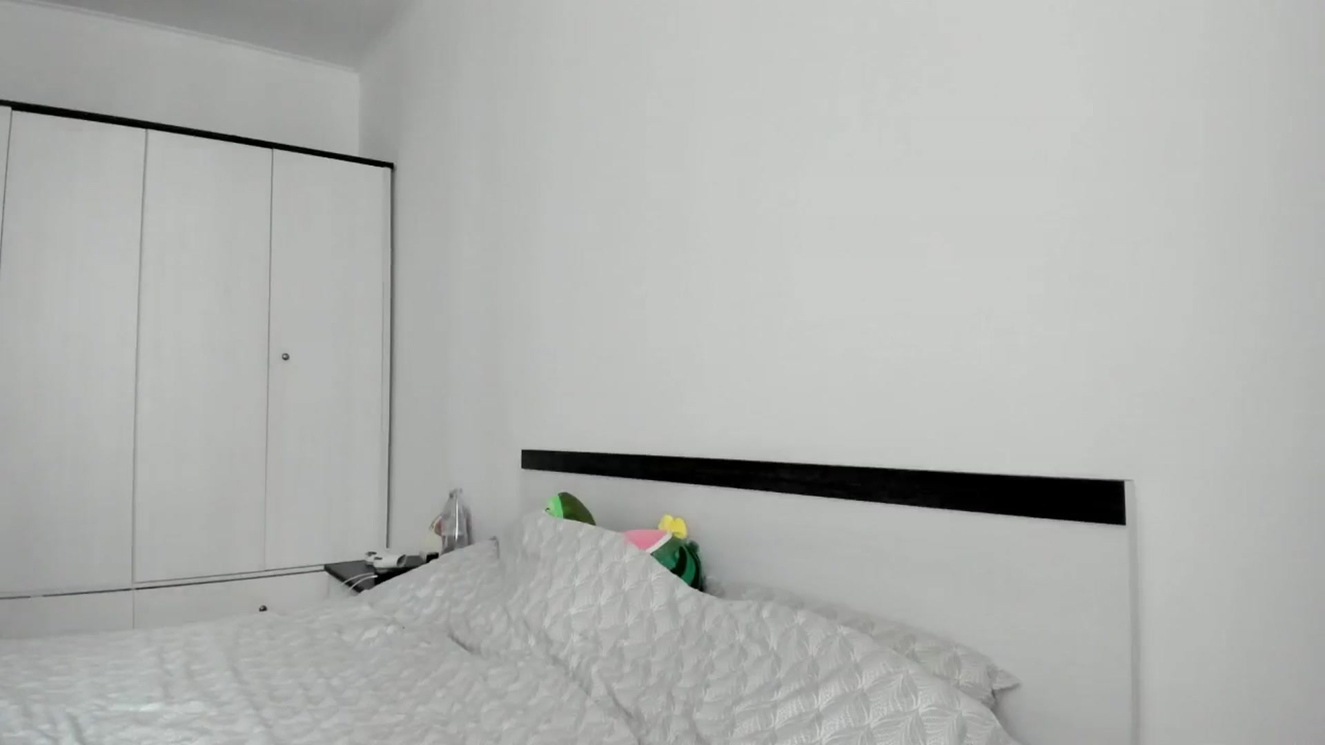 Gallery image thumbnail from BeeTheQueen's myfreecams stream on, 07/16/2024, 16:18 image 17 of 20