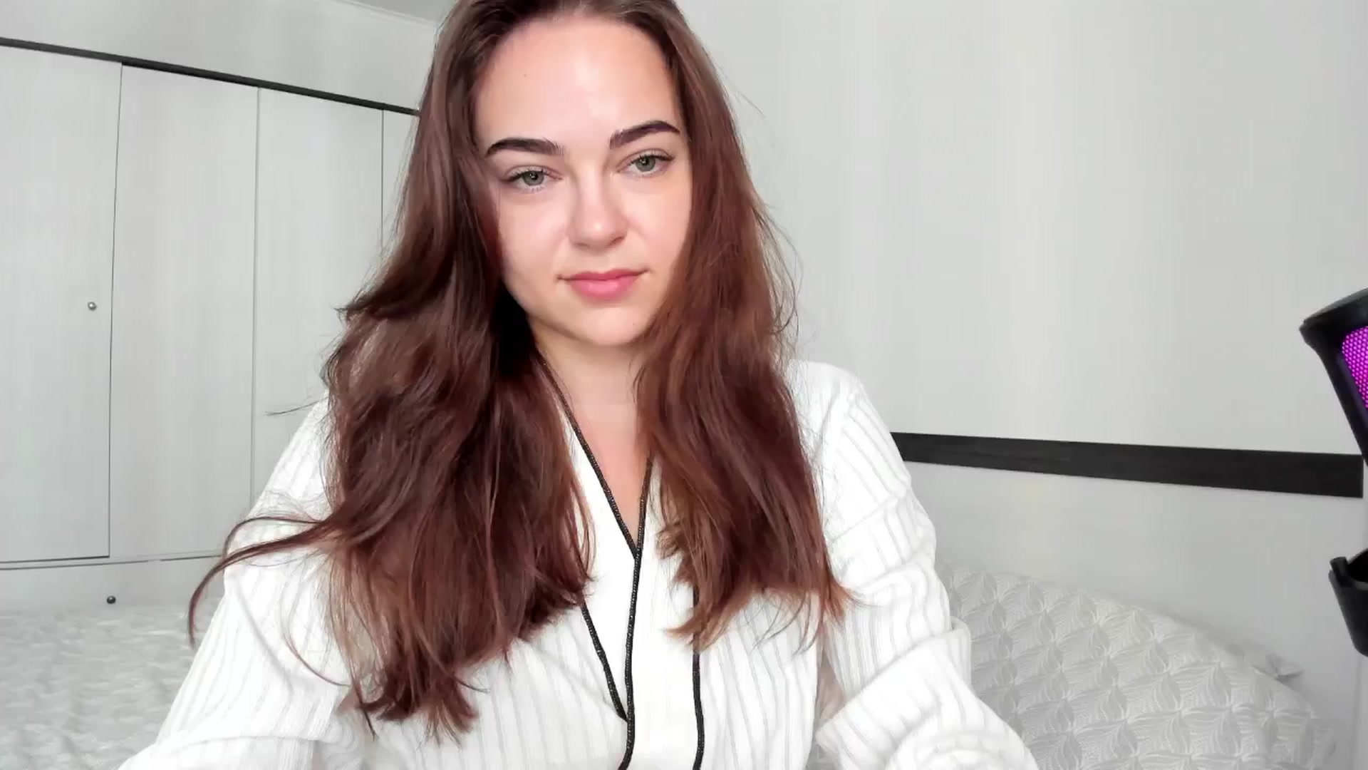 Gallery image thumbnail from BeeTheQueen's myfreecams stream on, 07/25/2024, 13:27 image 4 of 20