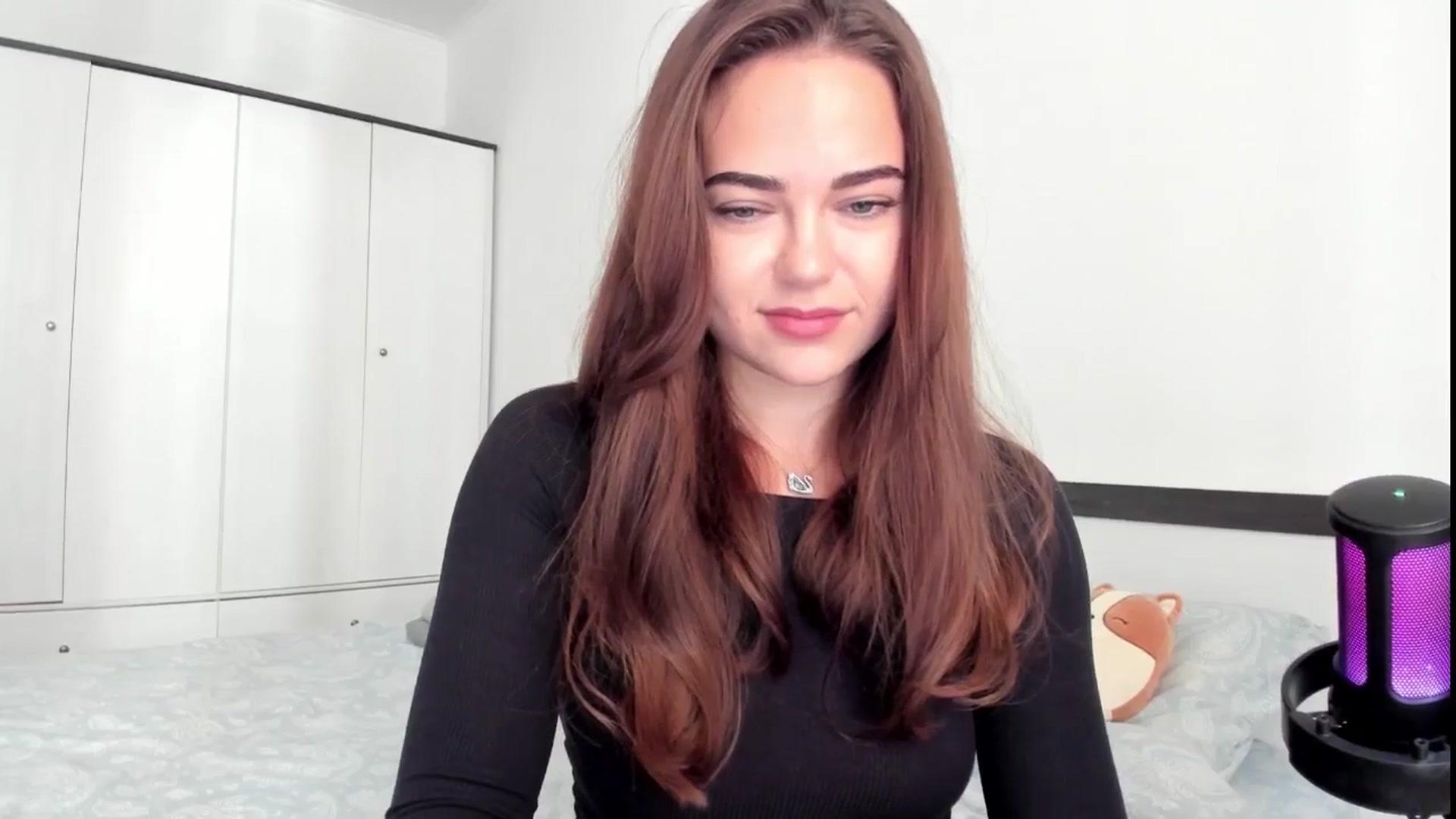 Gallery image thumbnail from BeeTheQueen's myfreecams stream on, 09/25/2024, 12:36 image 18 of 20