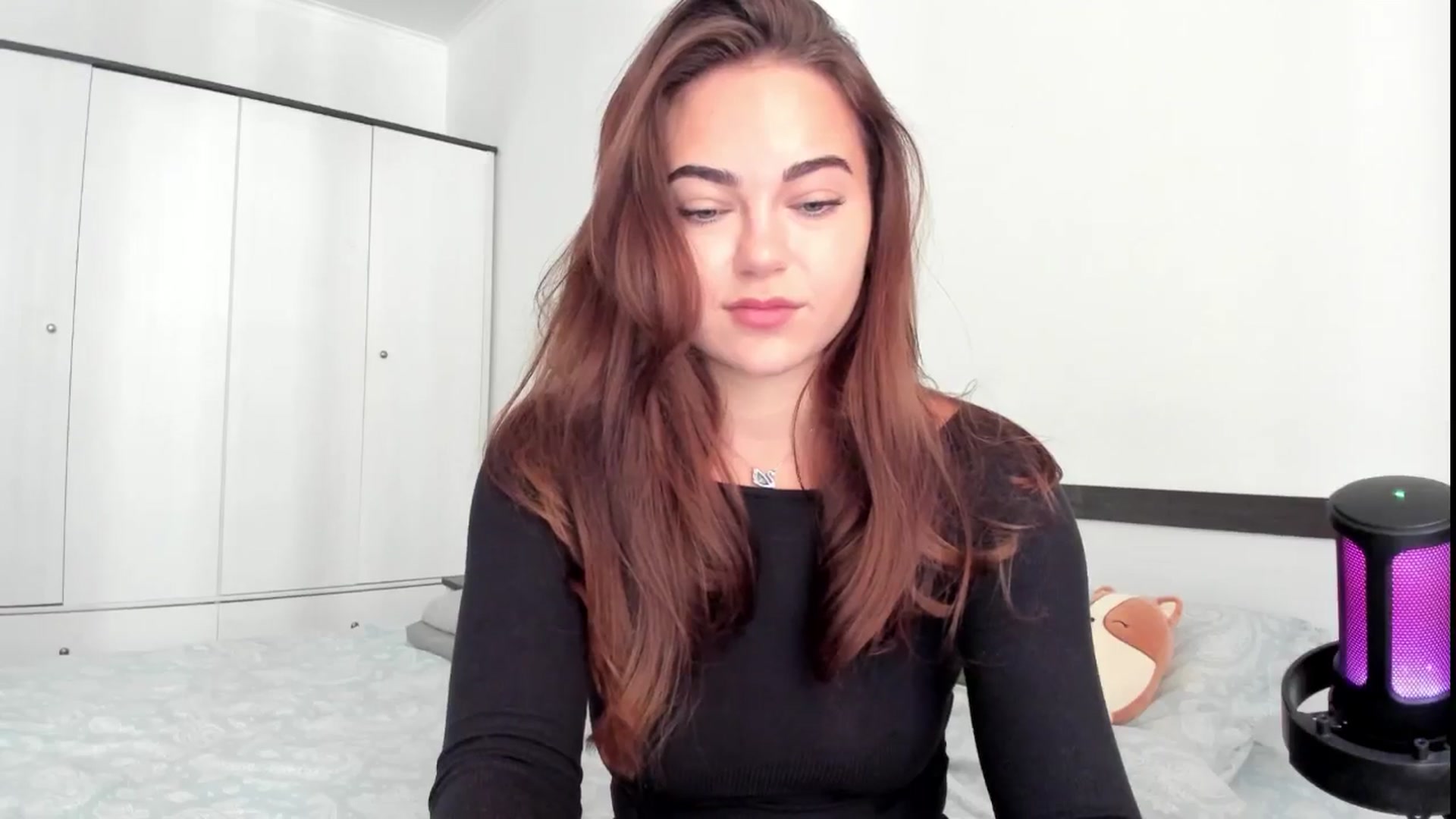 Gallery image thumbnail from BeeTheQueen's myfreecams stream on, 09/25/2024, 12:36 image 7 of 20
