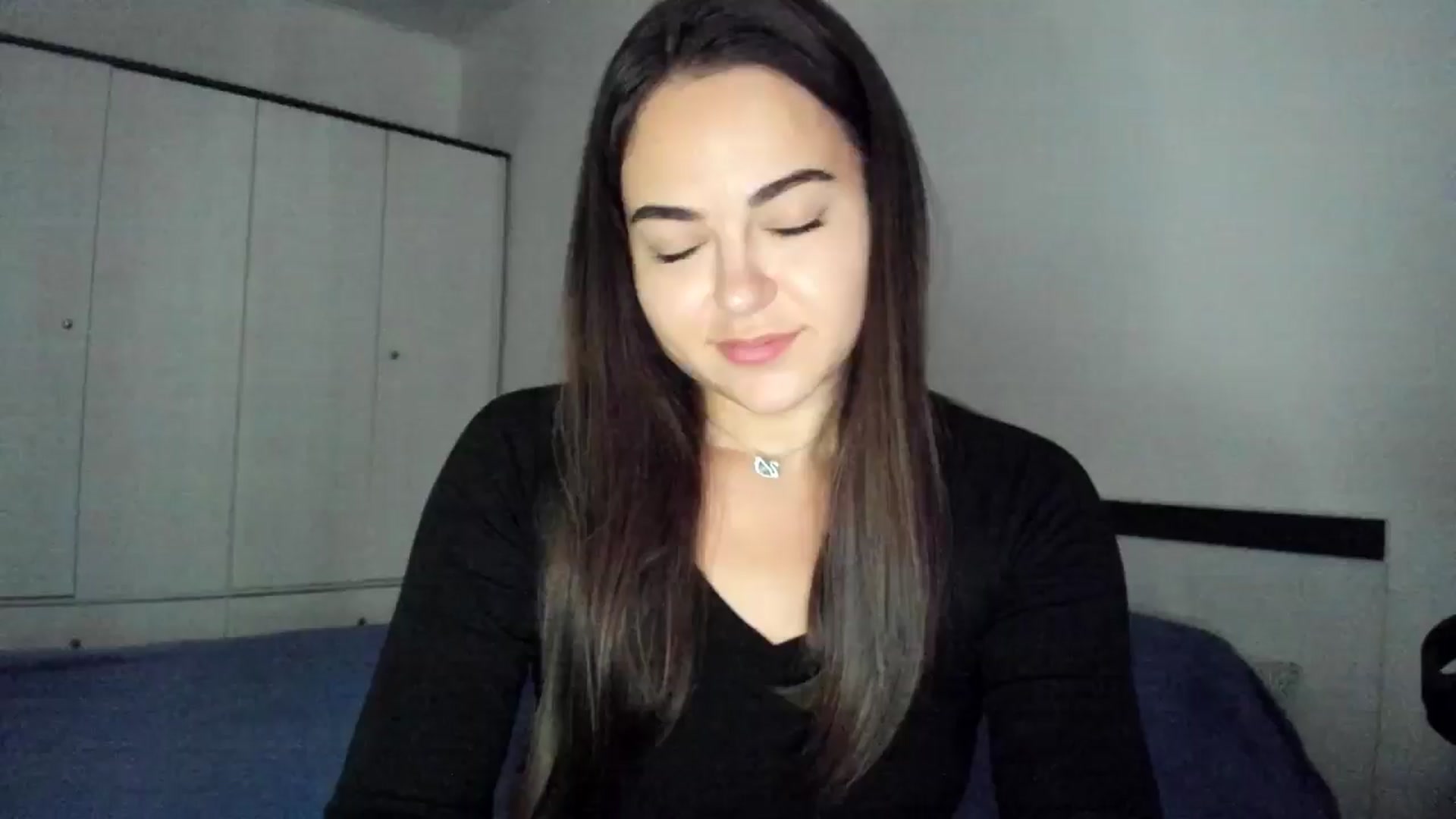 Gallery image thumbnail from BeeTheQueen's myfreecams stream on, 10/01/2024, 15:14 image 16 of 20