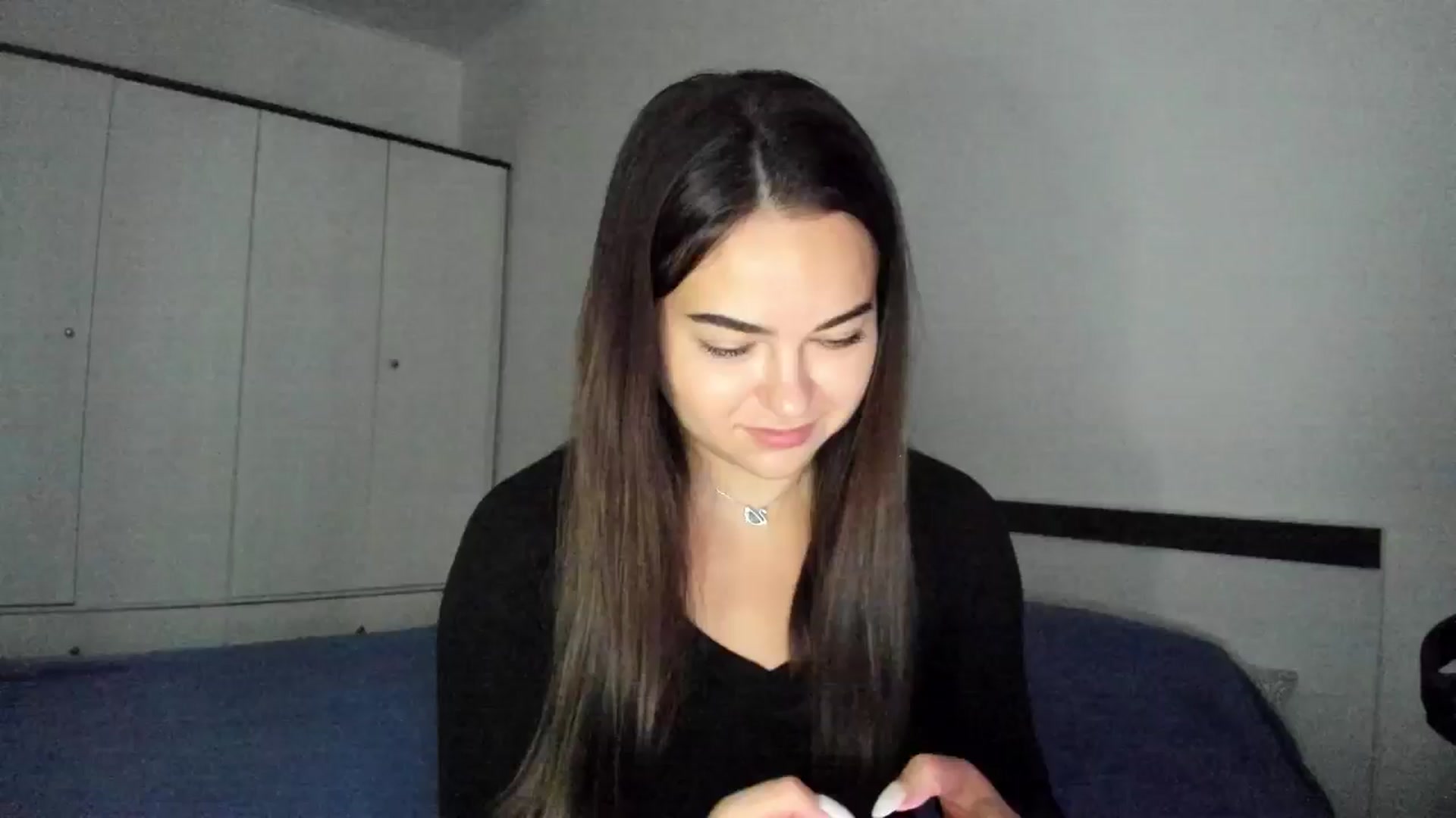 Gallery image thumbnail from BeeTheQueen's myfreecams stream on, 10/01/2024, 15:14 image 17 of 20