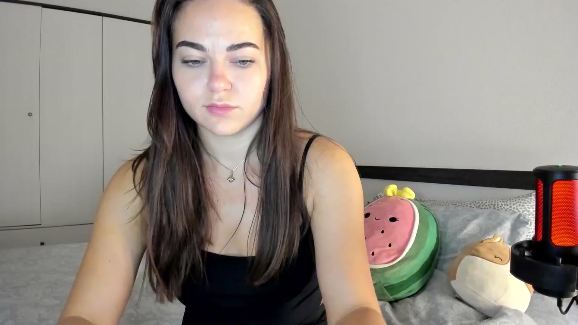 Gallery image thumbnail from BeeTheQueen's myfreecams stream on, 10/04/2024, 19:15 image 13 of 20