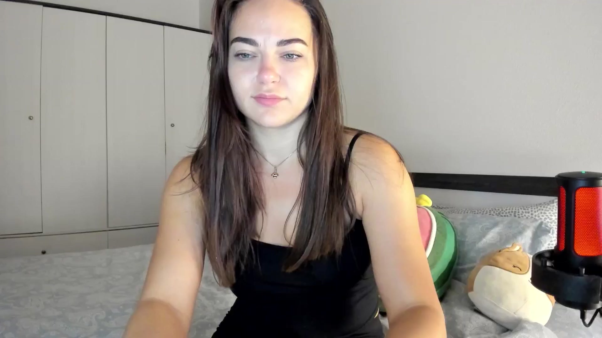 Gallery image thumbnail from BeeTheQueen's myfreecams stream on, 10/04/2024, 19:15 image 8 of 20