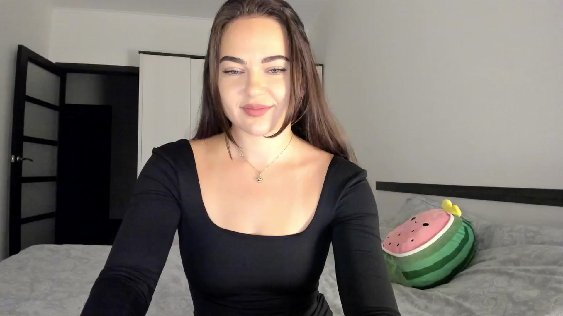 Gallery image thumbnail from BeeTheQueen's myfreecams stream on, 10/06/2024, 16:55 image 6 of 20