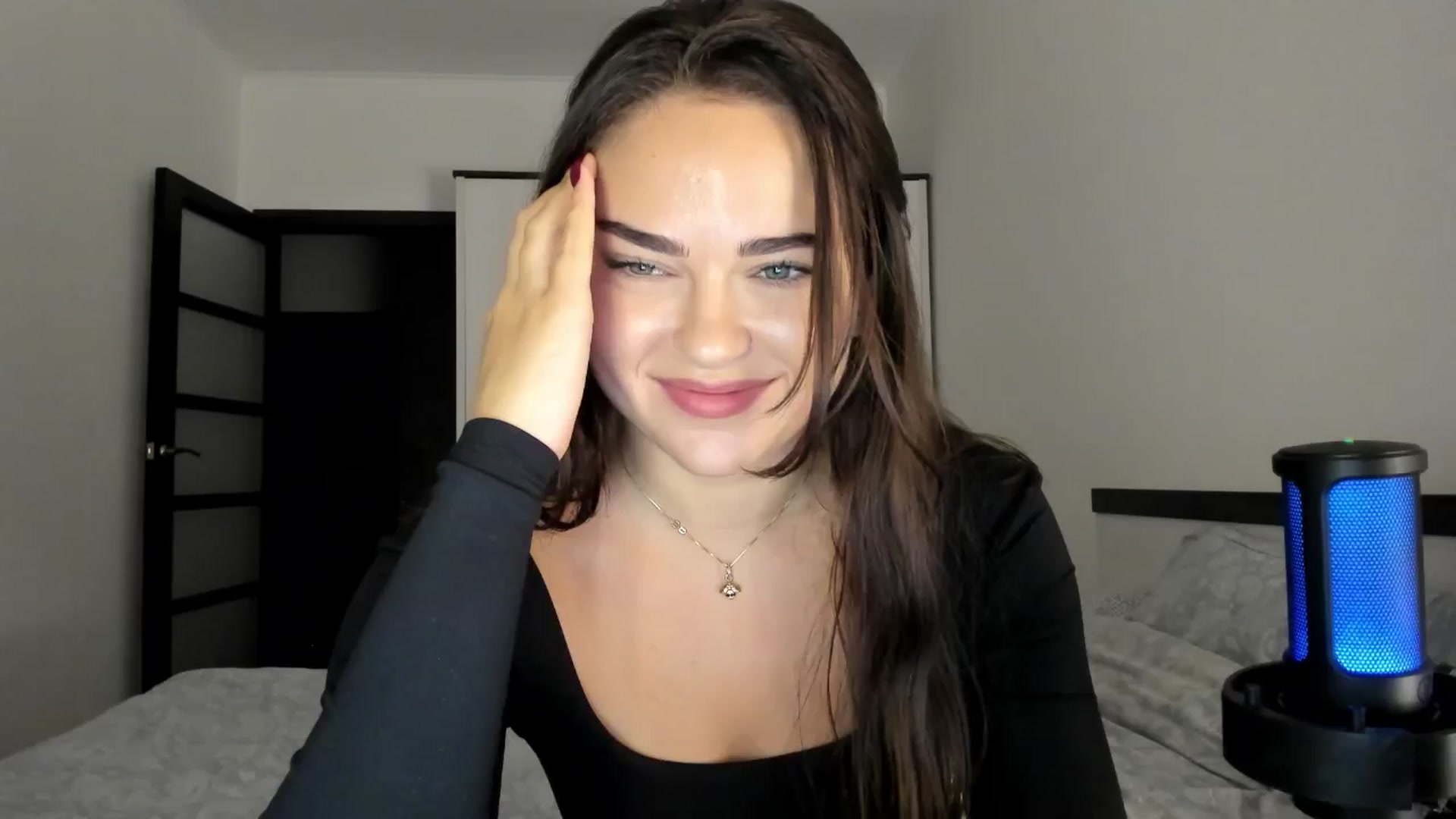 Gallery image thumbnail from BeeTheQueen's myfreecams stream on, 10/06/2024, 19:13 image 11 of 20